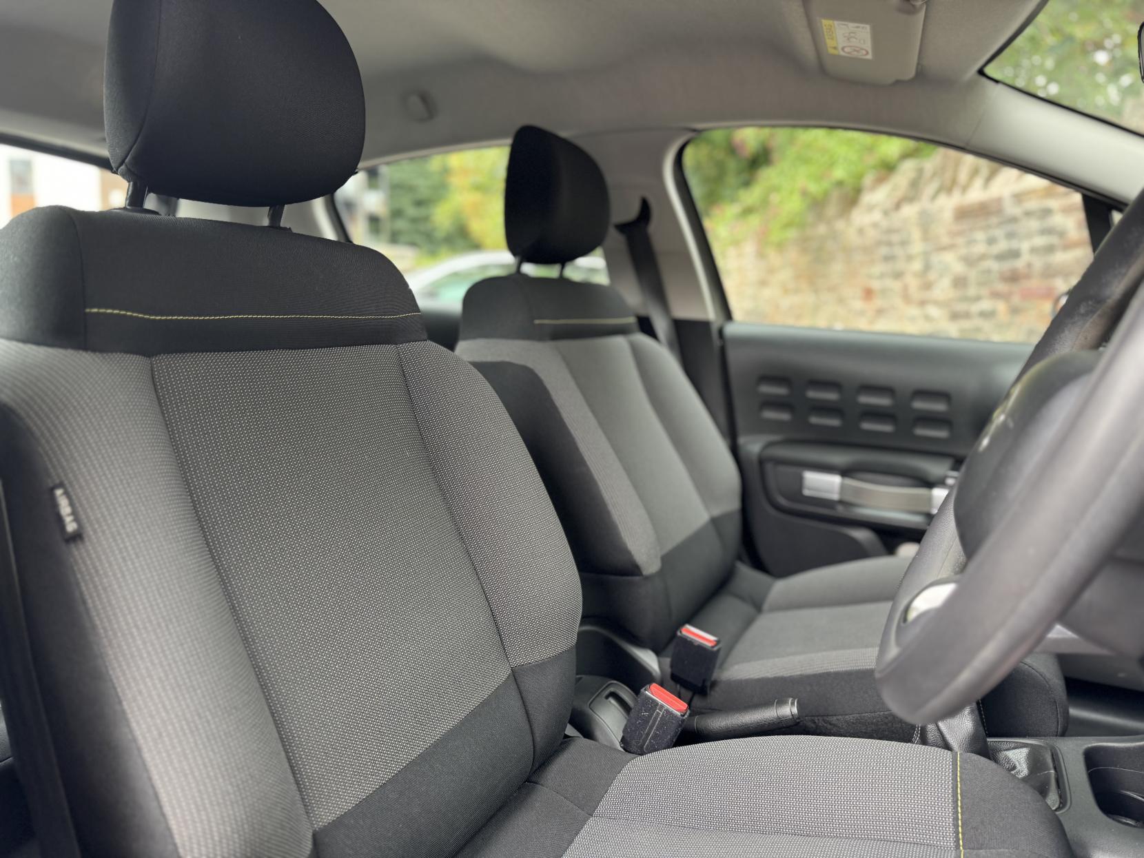 Citroen C3 1.2 PureTech Flair Hatchback 5dr Petrol Manual Euro 6 (82 ps)