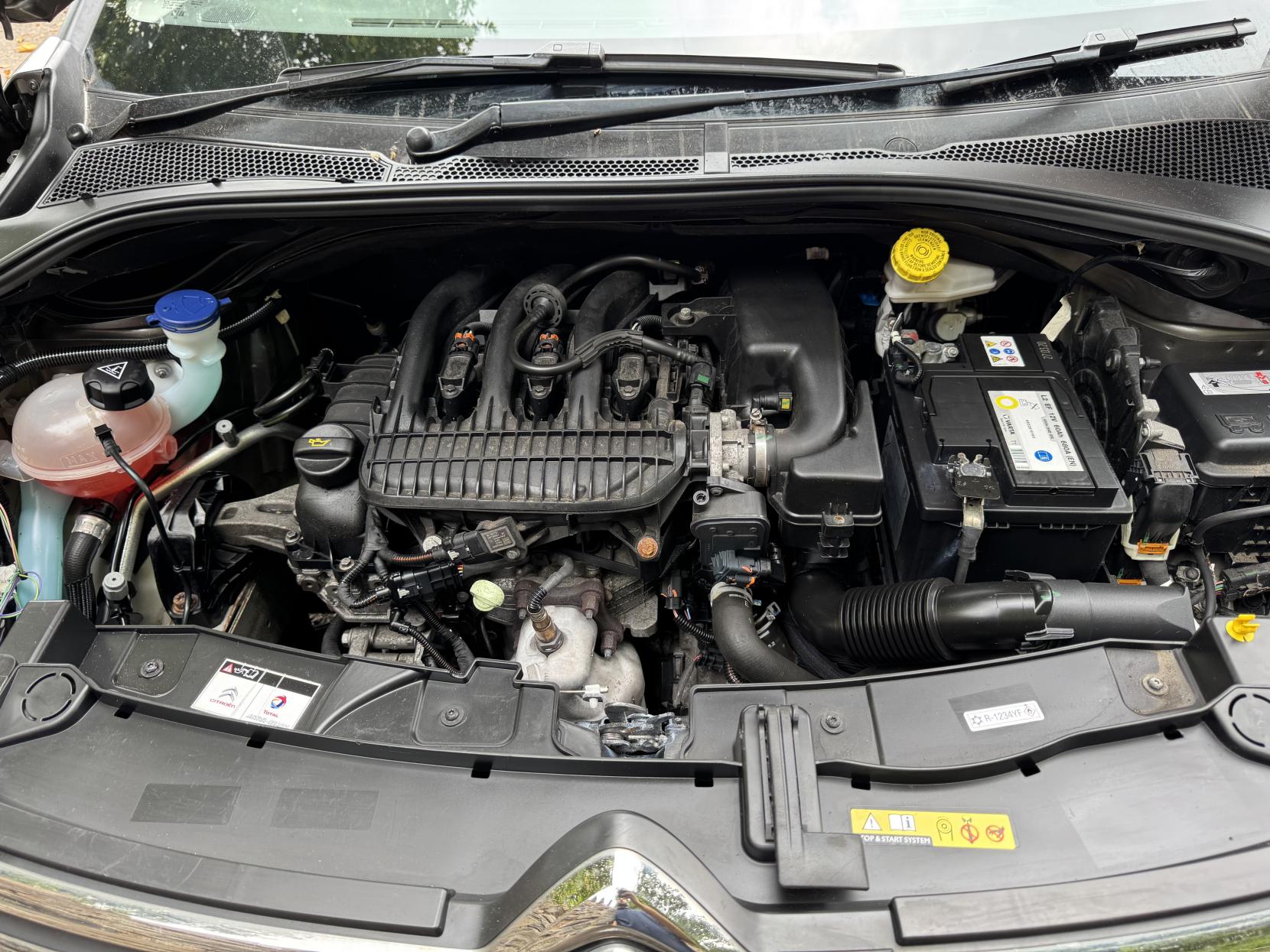 Citroen C3 1.2 PureTech Flair Hatchback 5dr Petrol Manual Euro 6 (82 ps)