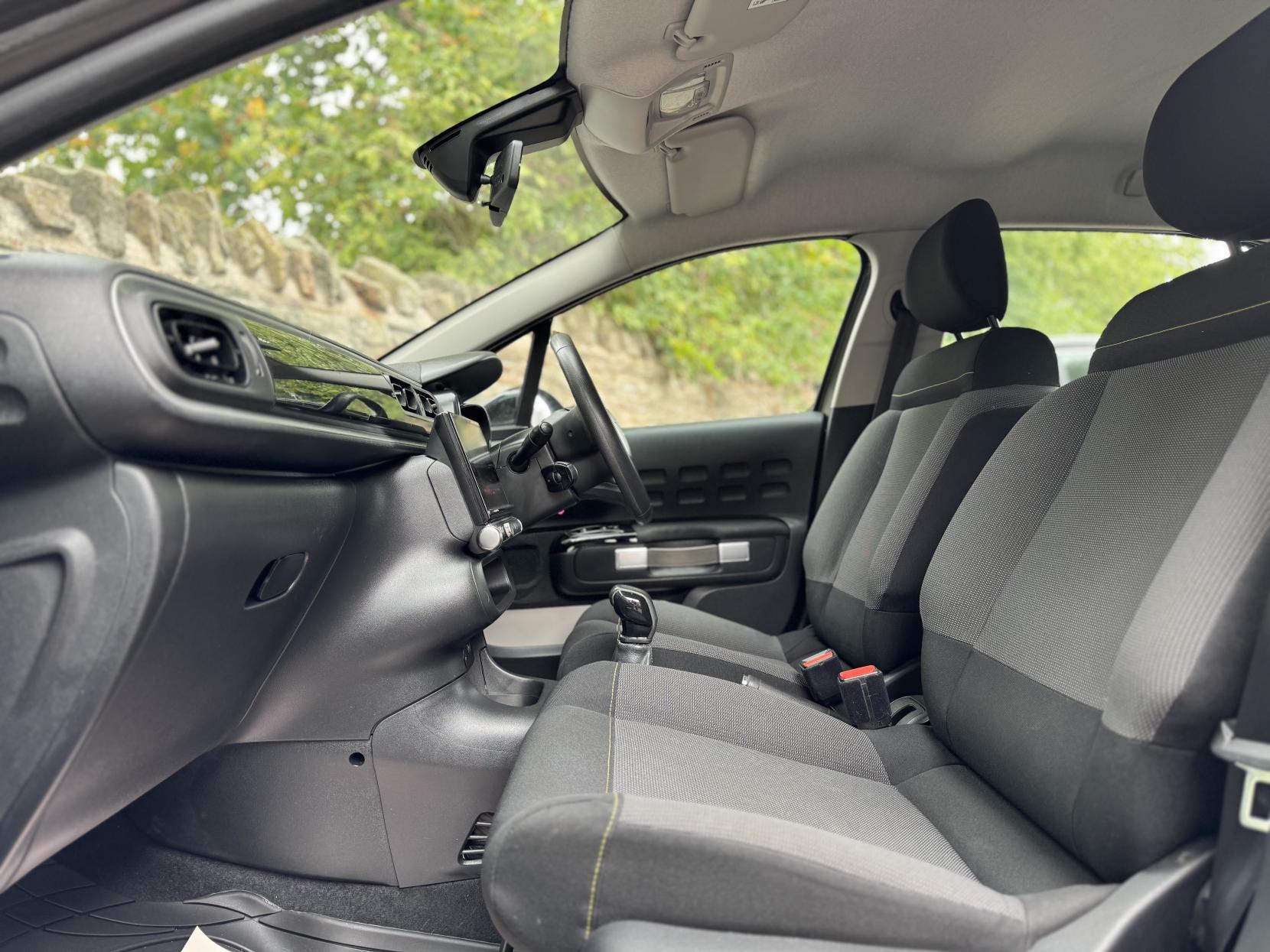 Citroen C3 1.2 PureTech Flair Hatchback 5dr Petrol Manual Euro 6 (82 ps)