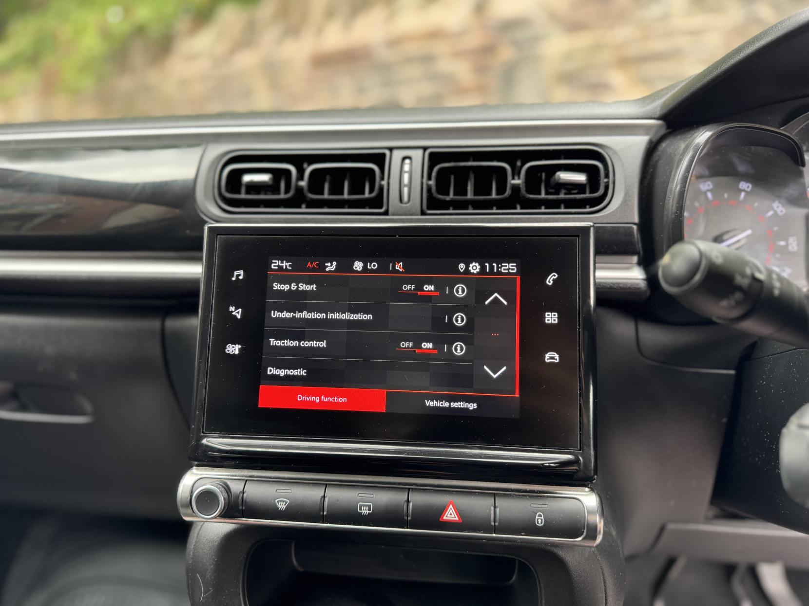 Citroen C3 1.2 PureTech Flair Hatchback 5dr Petrol Manual Euro 6 (82 ps)