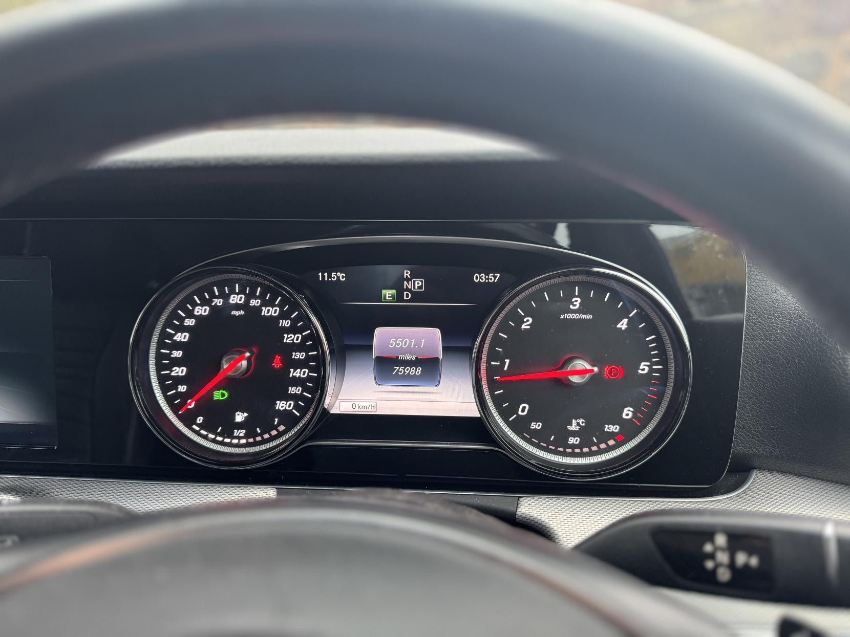 Mercedes-Benz E Class 2.0 E220d SE Saloon 4dr Diesel G-Tronic+ Euro 6 (s/s) (194 ps)