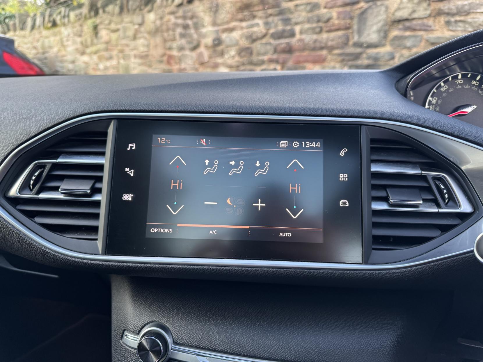 Peugeot 308 1.2 PureTech GPF Allure Hatchback 5dr Petrol Manual Euro 6 (s/s) (130 ps)