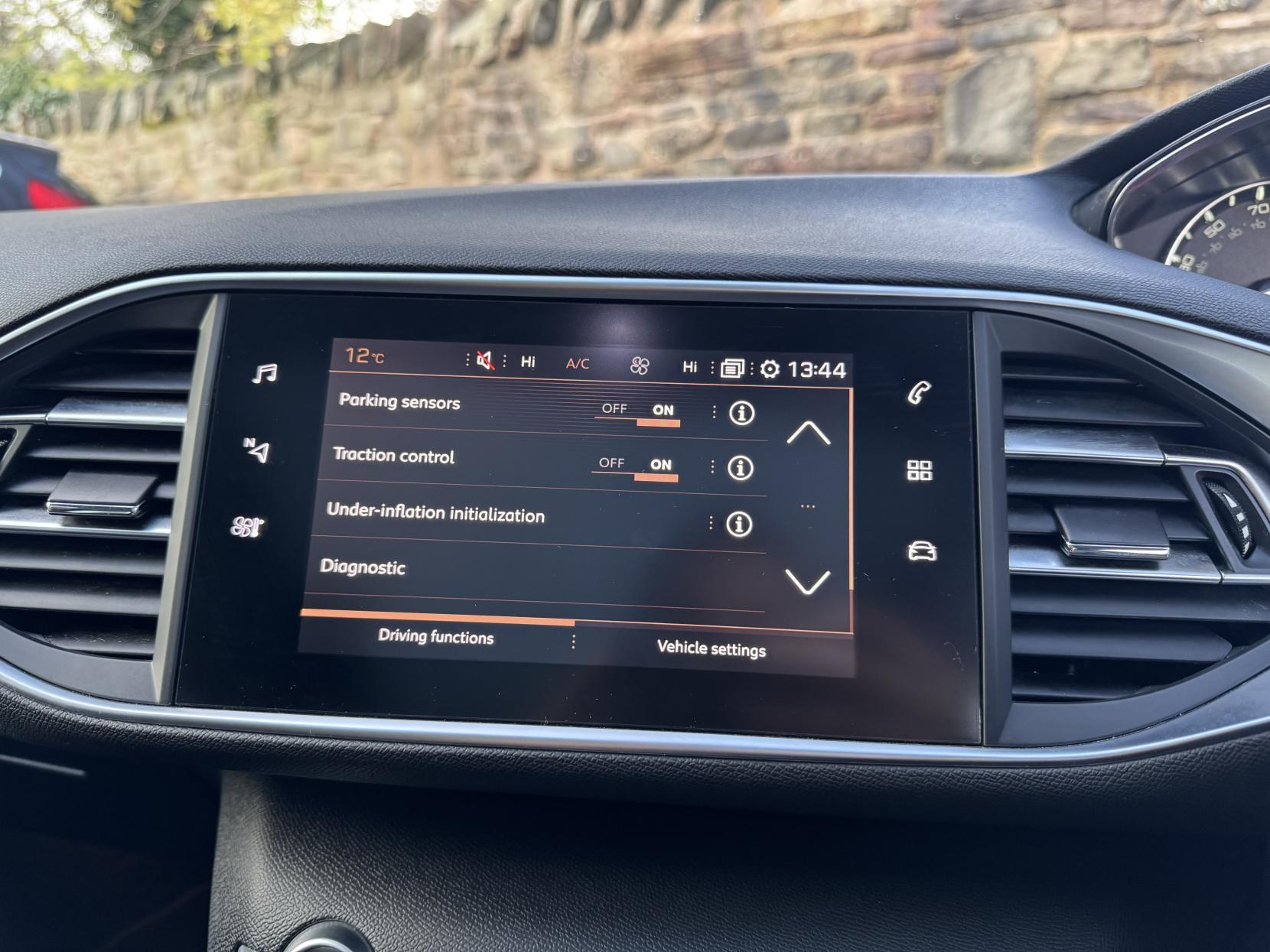 Peugeot 308 1.2 PureTech GPF Allure Hatchback 5dr Petrol Manual Euro 6 (s/s) (130 ps)