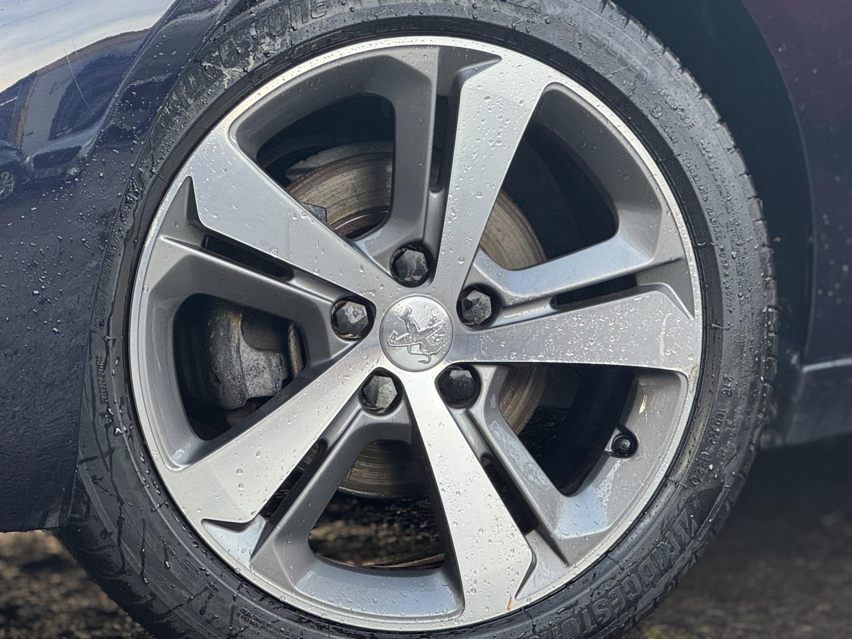 Peugeot 308 1.2 PureTech GPF Allure Hatchback 5dr Petrol Manual Euro 6 (s/s) (130 ps)