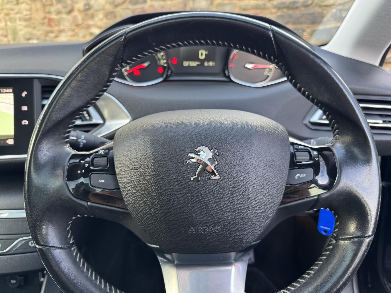 Peugeot 308 1.2 PureTech GPF Allure Hatchback 5dr Petrol Manual Euro 6 (s/s) (130 ps)