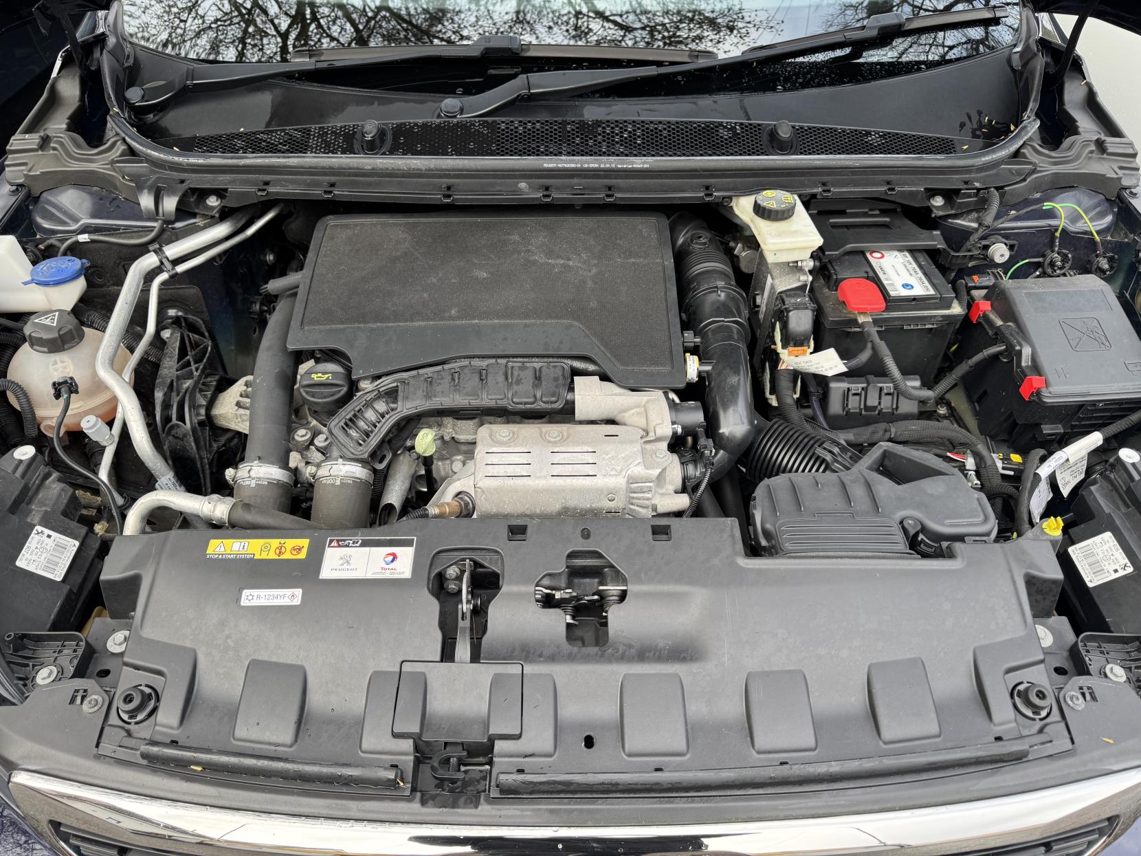 Peugeot 308 1.2 PureTech GPF Allure Hatchback 5dr Petrol Manual Euro 6 (s/s) (130 ps)