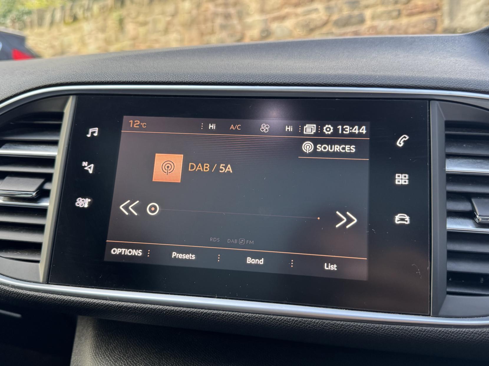 Peugeot 308 1.2 PureTech GPF Allure Hatchback 5dr Petrol Manual Euro 6 (s/s) (130 ps)