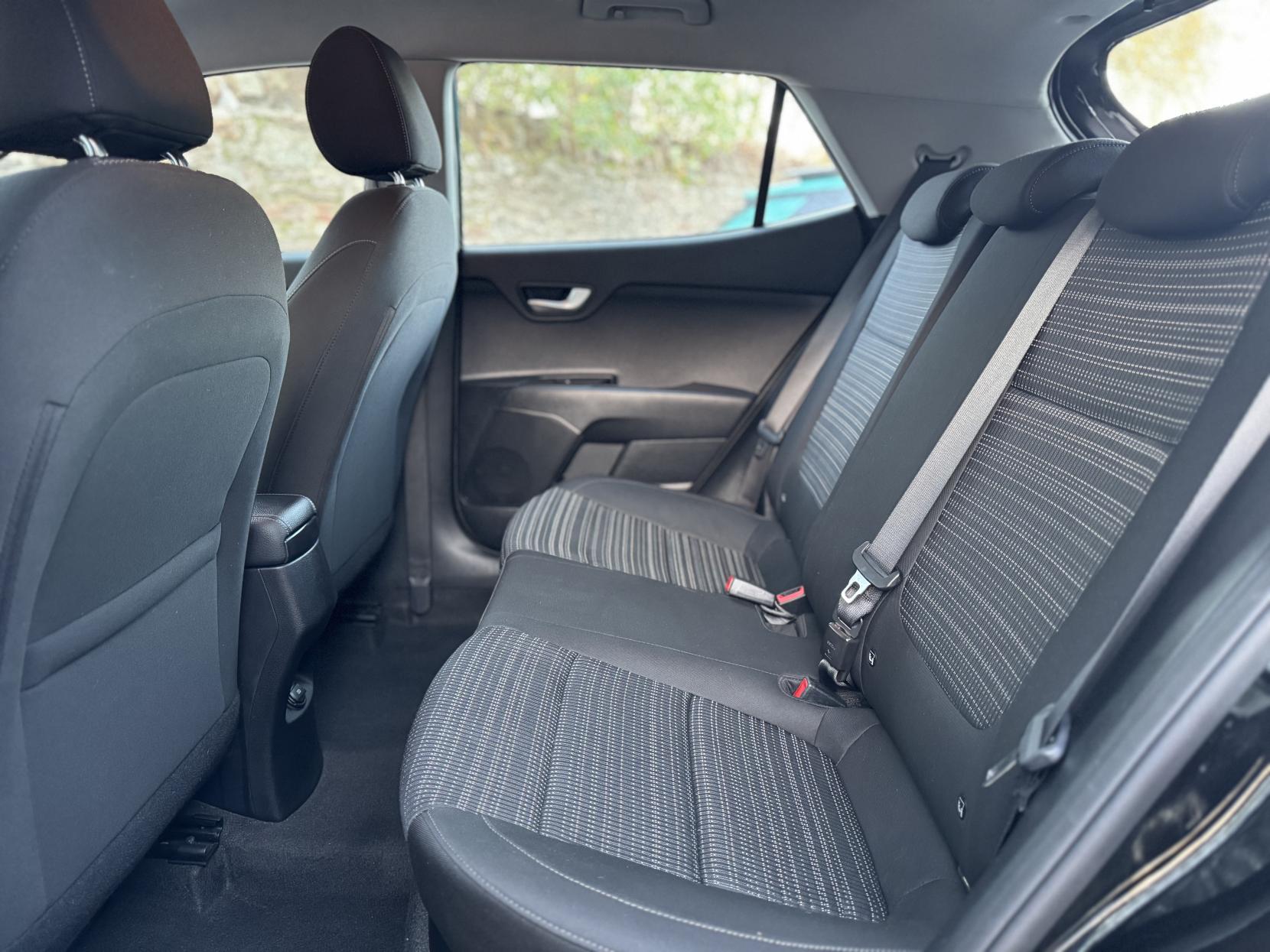 Kia Stonic 1.0 T-GDi 2 GPF SUV 5dr Petrol Manual Euro 6 (s/s) (118 bhp)