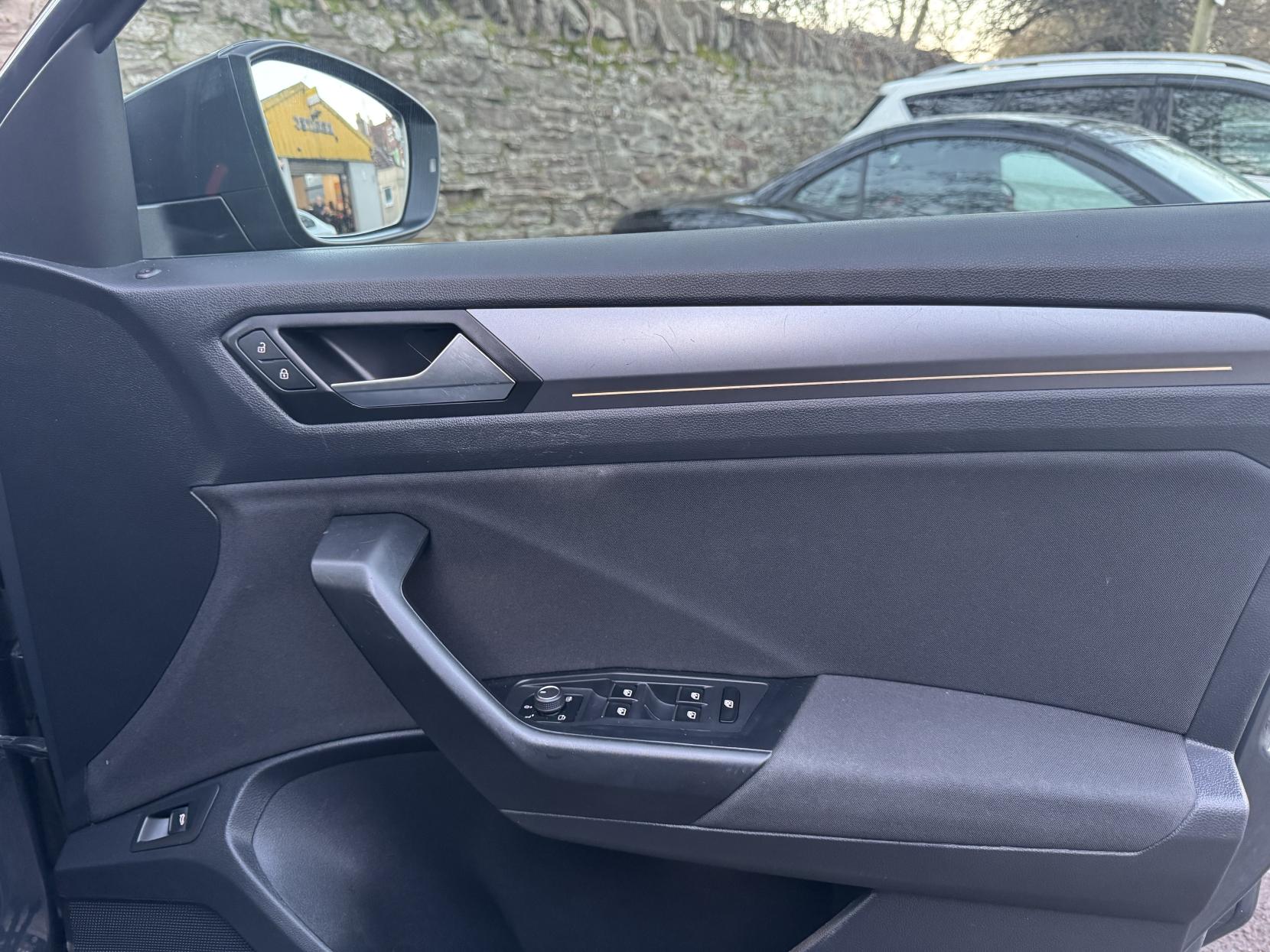 Volkswagen T-Roc 1.5 TSI EVO Active SUV 5dr Petrol Manual Euro 6 (s/s) (150 ps)