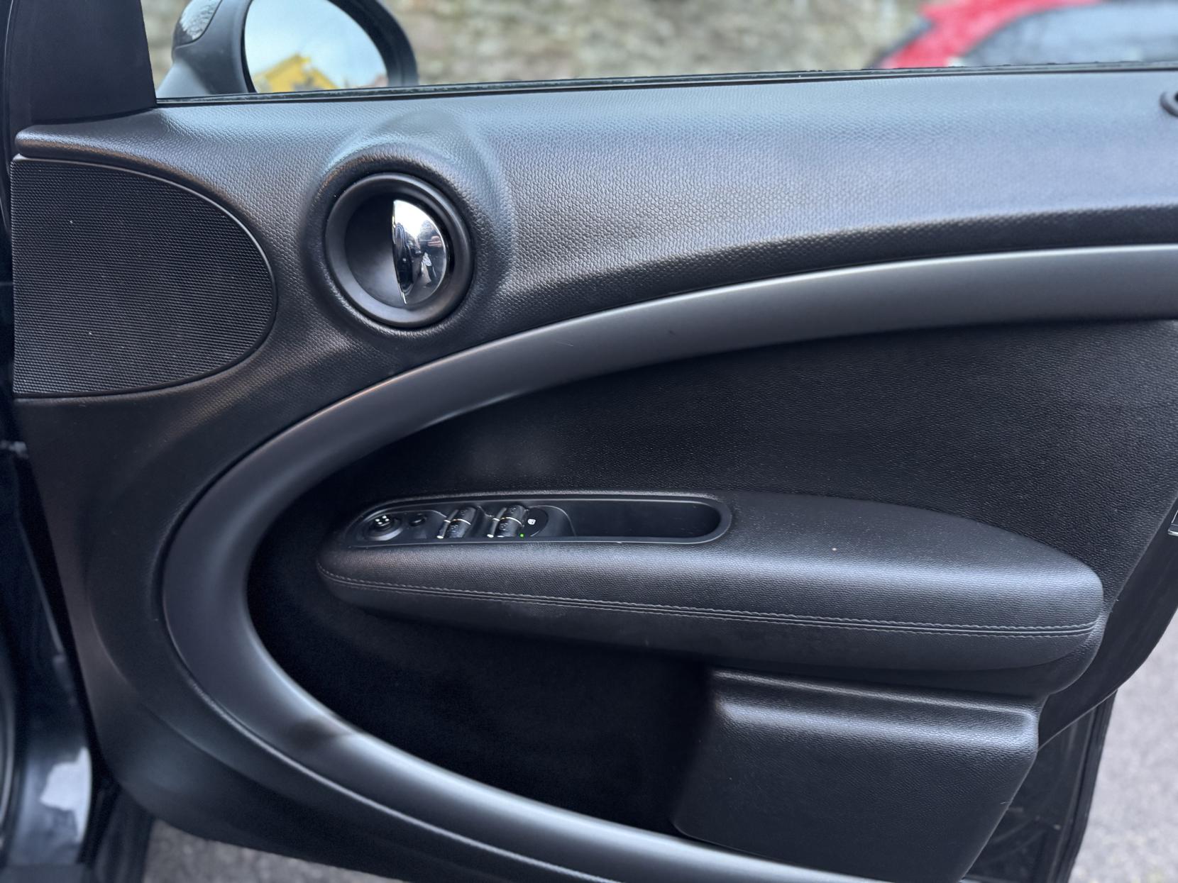 MINI Countryman 2.0 Cooper SD SUV 5dr Diesel Manual Euro 5 (s/s) (143 ps)