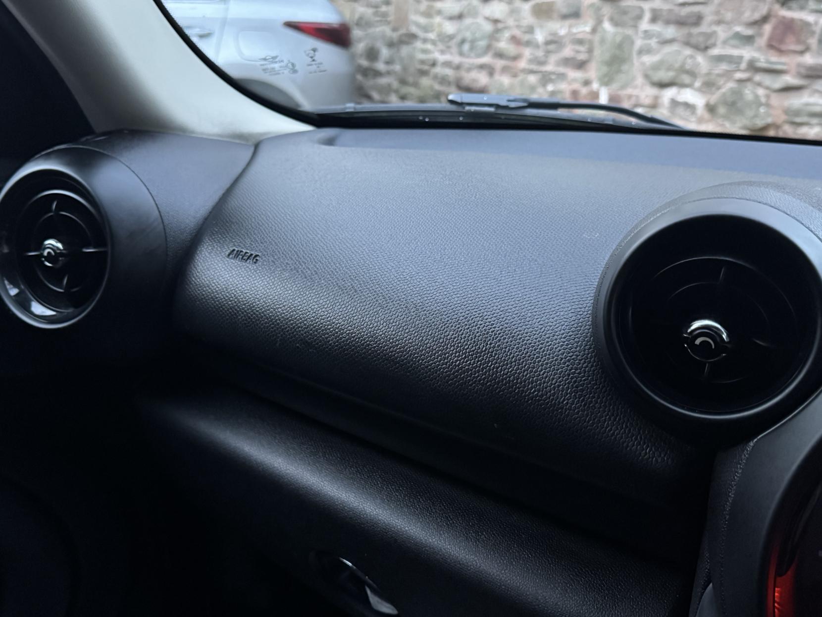 MINI Countryman 2.0 Cooper SD SUV 5dr Diesel Manual Euro 5 (s/s) (143 ps)