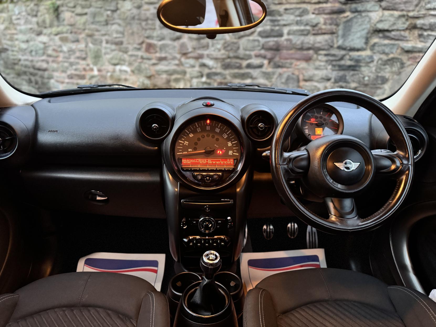 MINI Countryman 2.0 Cooper SD SUV 5dr Diesel Manual Euro 5 (s/s) (143 ps)