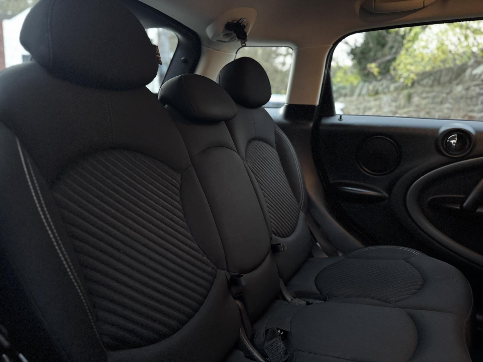 MINI Countryman 2.0 Cooper SD SUV 5dr Diesel Manual Euro 5 (s/s) (143 ps)