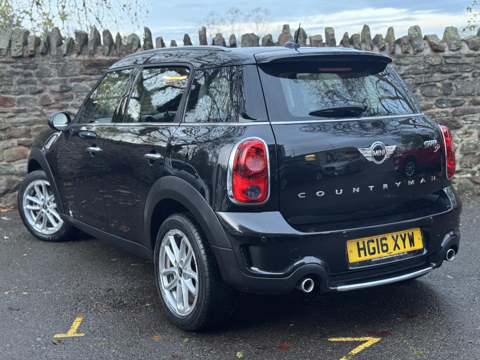 MINI Countryman 2.0 Cooper SD SUV 5dr Diesel Manual Euro 5 (s/s) (143 ps)