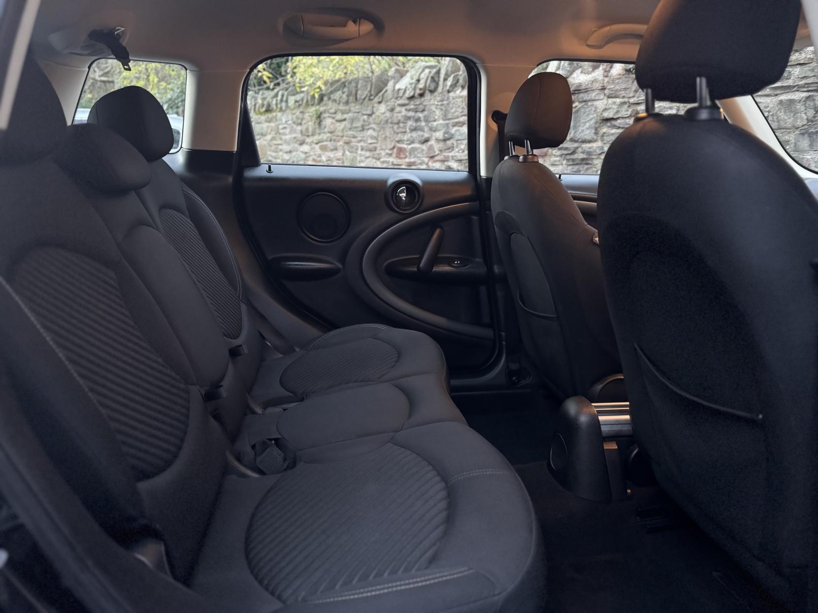 MINI Countryman 2.0 Cooper SD SUV 5dr Diesel Manual Euro 5 (s/s) (143 ps)