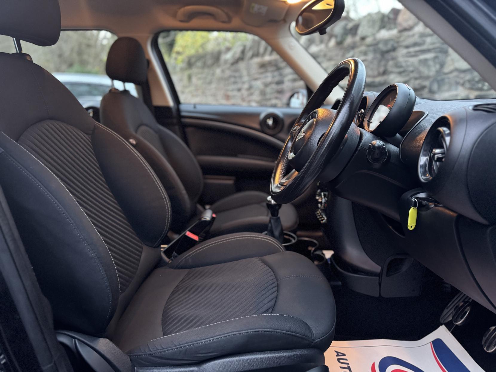 MINI Countryman 2.0 Cooper SD SUV 5dr Diesel Manual Euro 5 (s/s) (143 ps)