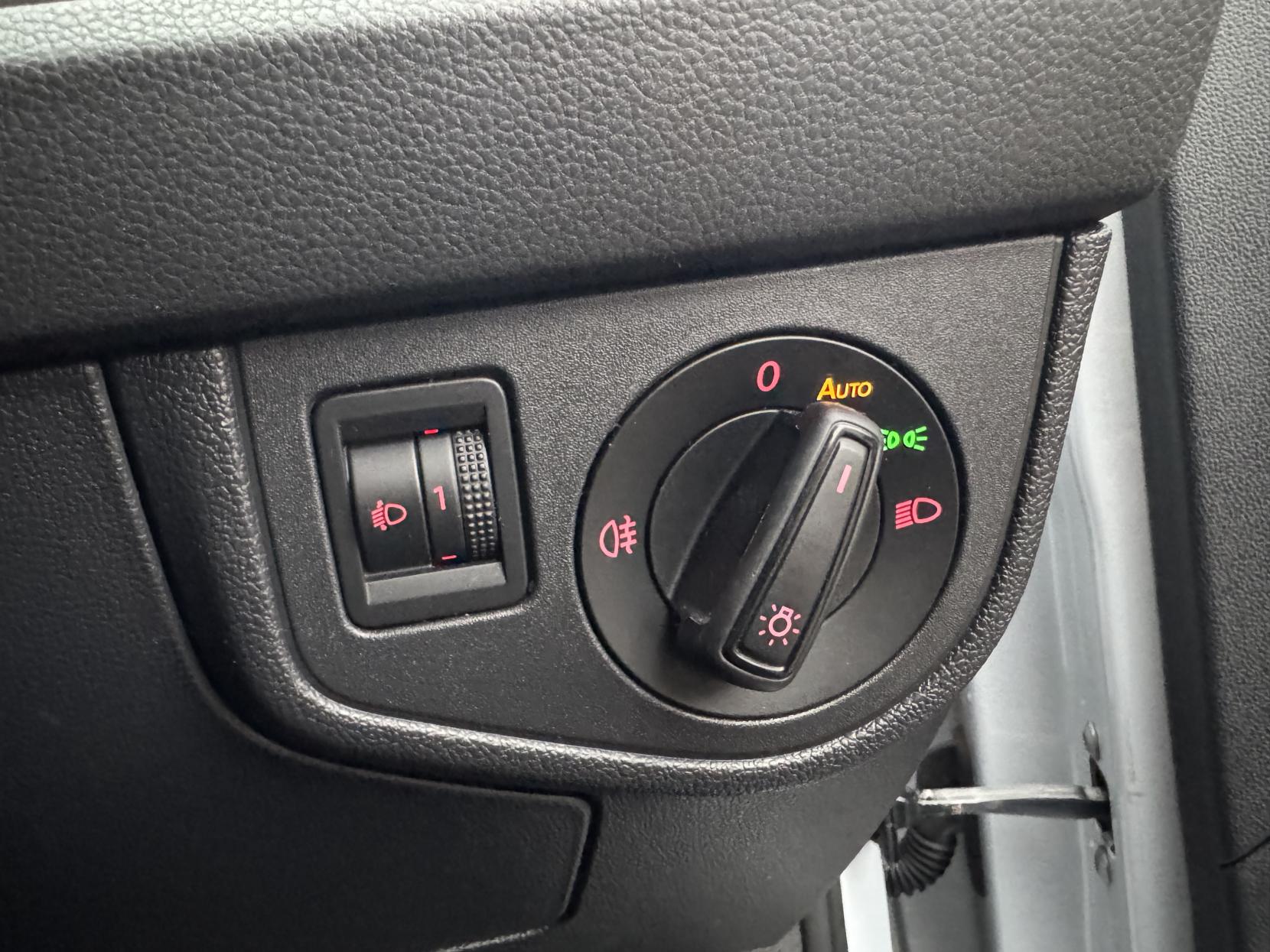 Volkswagen Polo 1.0 TSI SE Hatchback 5dr Petrol Manual Euro 6 (s/s) (95 ps)