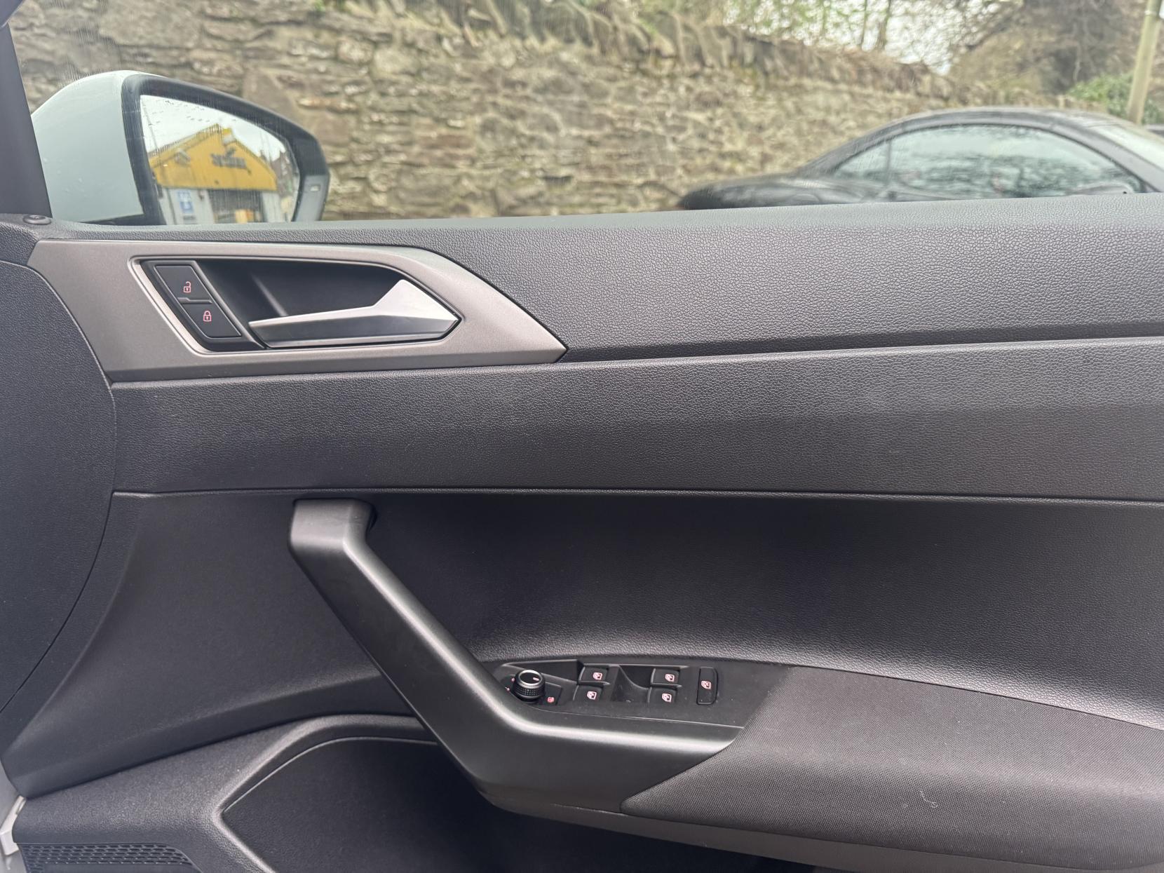 Volkswagen Polo 1.0 TSI SE Hatchback 5dr Petrol Manual Euro 6 (s/s) (95 ps)