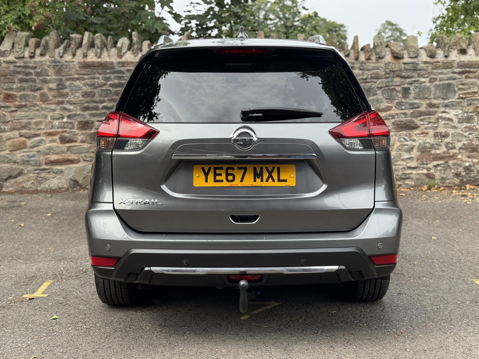 Nissan X-Trail 1.6 dCi N-Connecta SUV 5dr Diesel XTRON Euro 6 (s/s) (130 ps)