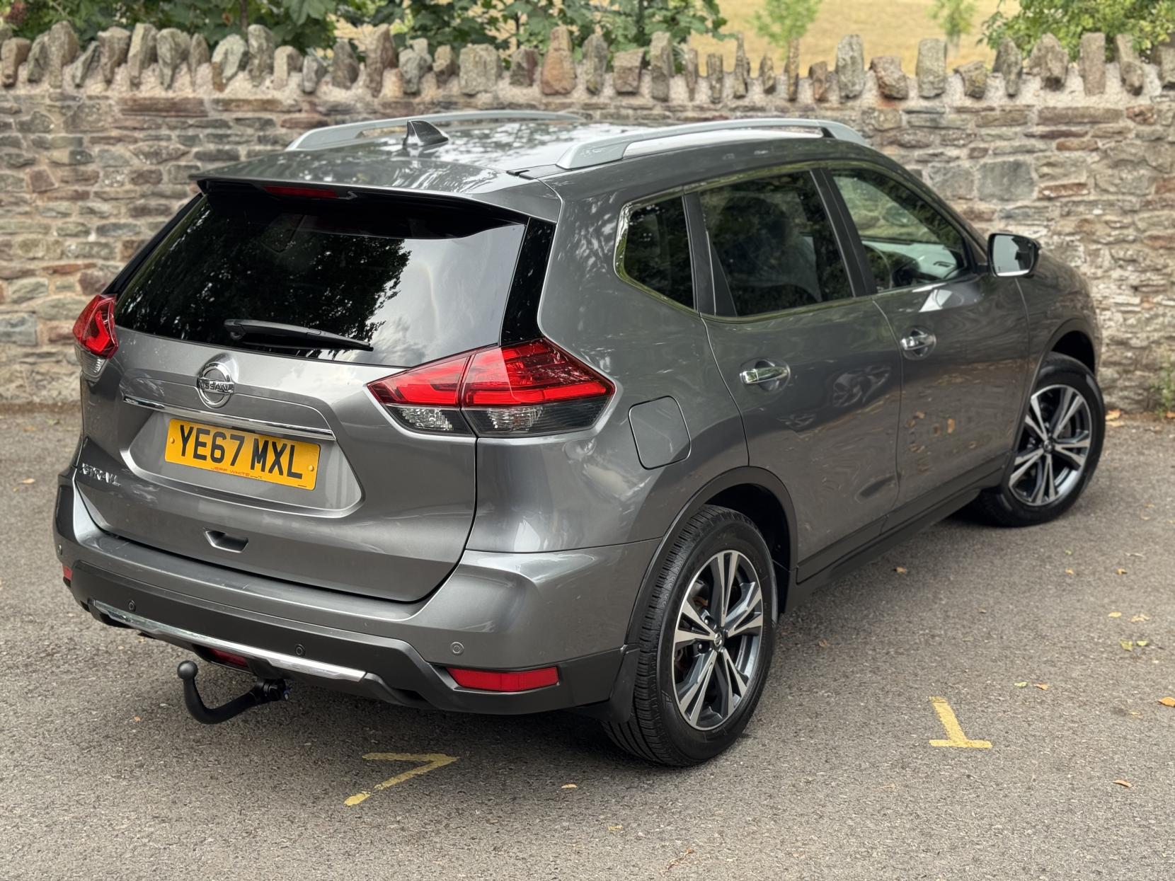 Nissan X-Trail 1.6 dCi N-Connecta SUV 5dr Diesel XTRON Euro 6 (s/s) (130 ps)