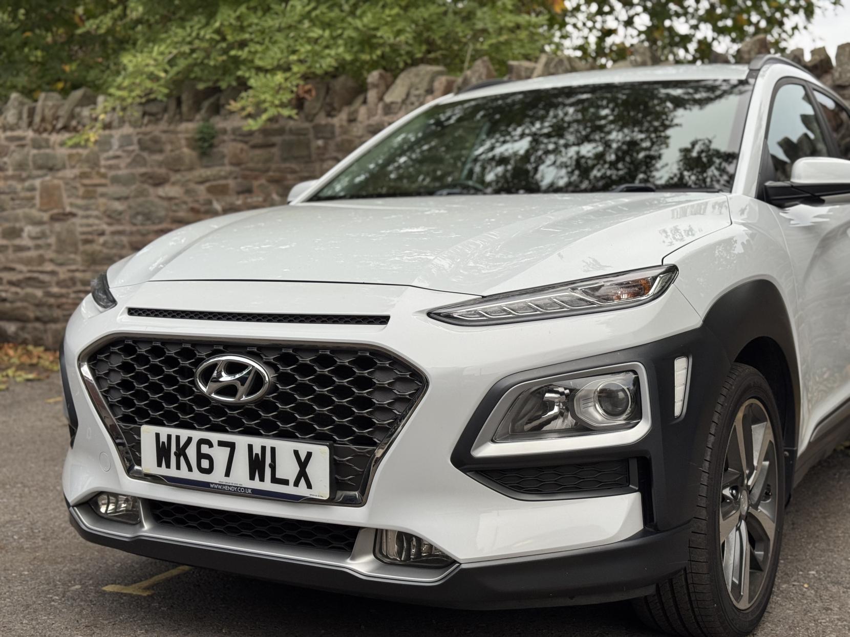 Hyundai KONA 1.0 T-GDi Blue Drive Premium SUV 5dr Petrol Manual Euro 6 (s/s) (120 ps)