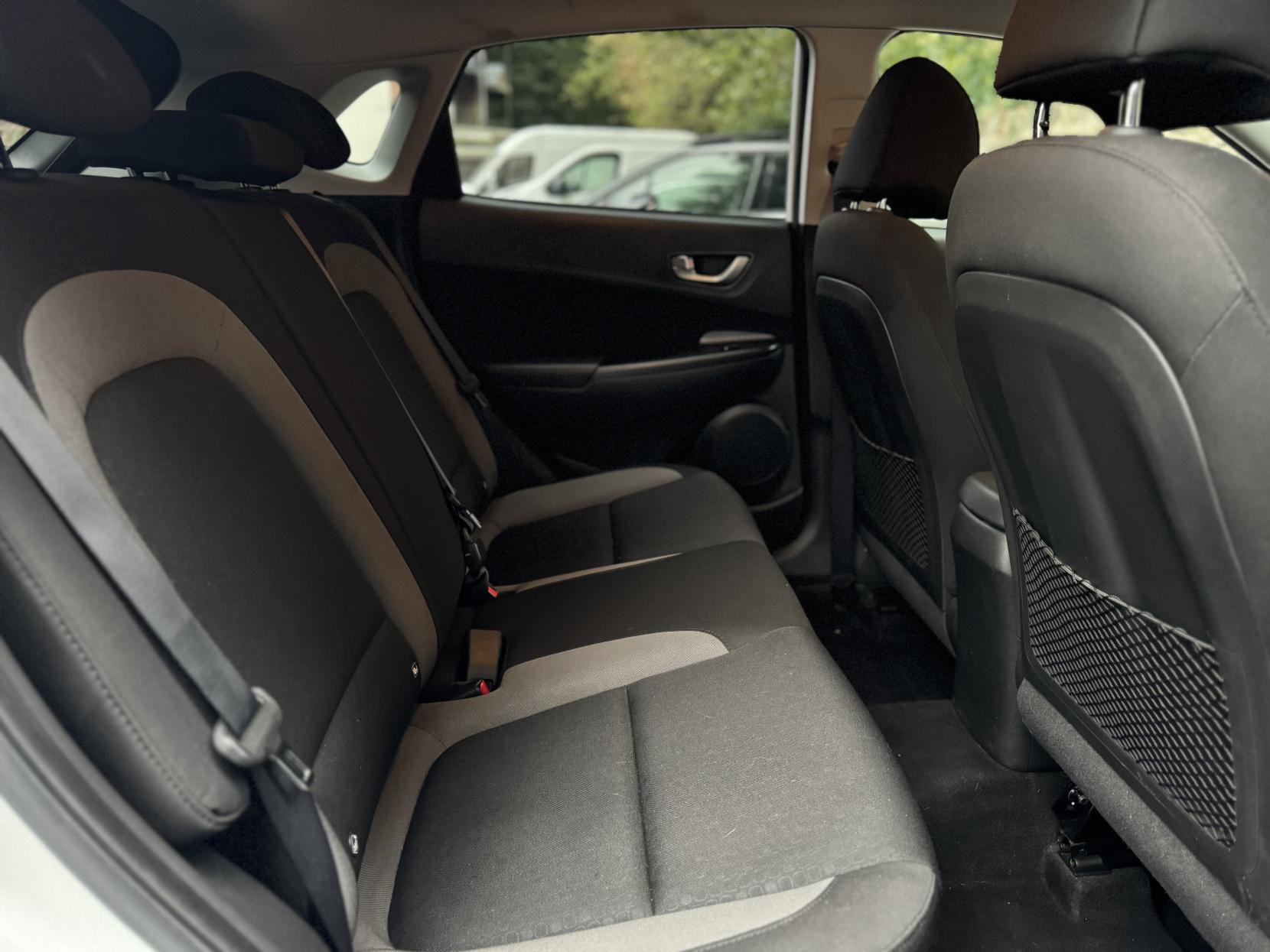 Hyundai KONA 1.0 T-GDi Blue Drive Premium SUV 5dr Petrol Manual Euro 6 (s/s) (120 ps)