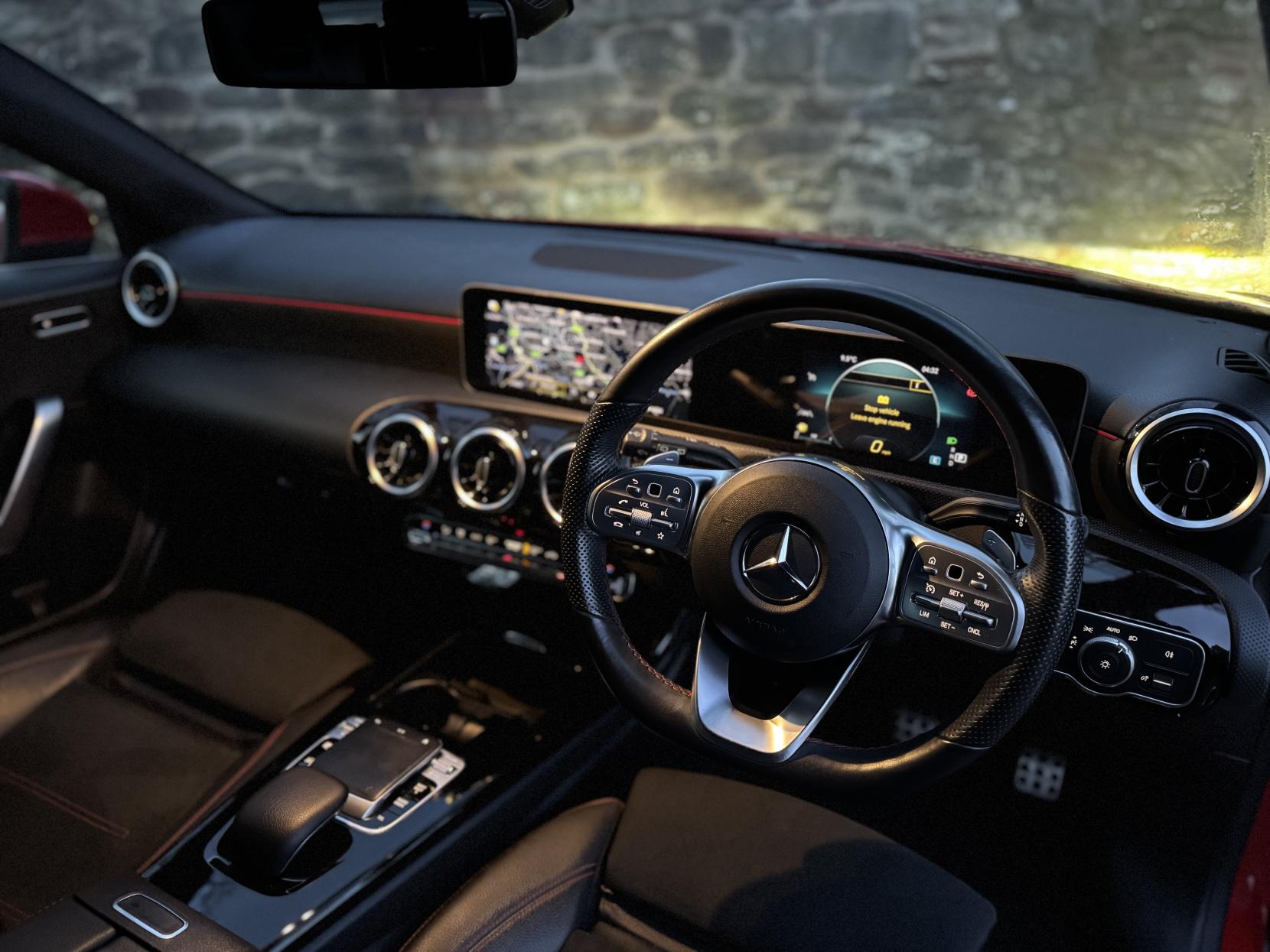 Mercedes-Benz A Class 1.5 A180d AMG Line (Executive) Hatchback 5dr Diesel 7G-DCT Euro 6 (s/s) (116 ps)