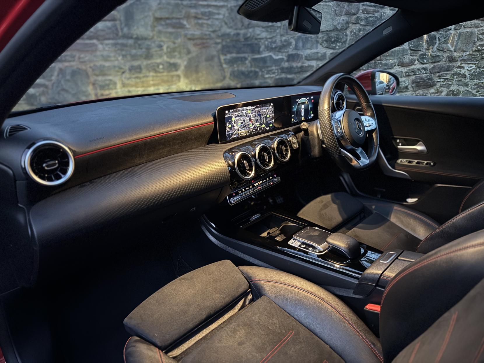 Mercedes-Benz A Class 1.5 A180d AMG Line (Executive) Hatchback 5dr Diesel 7G-DCT Euro 6 (s/s) (116 ps)