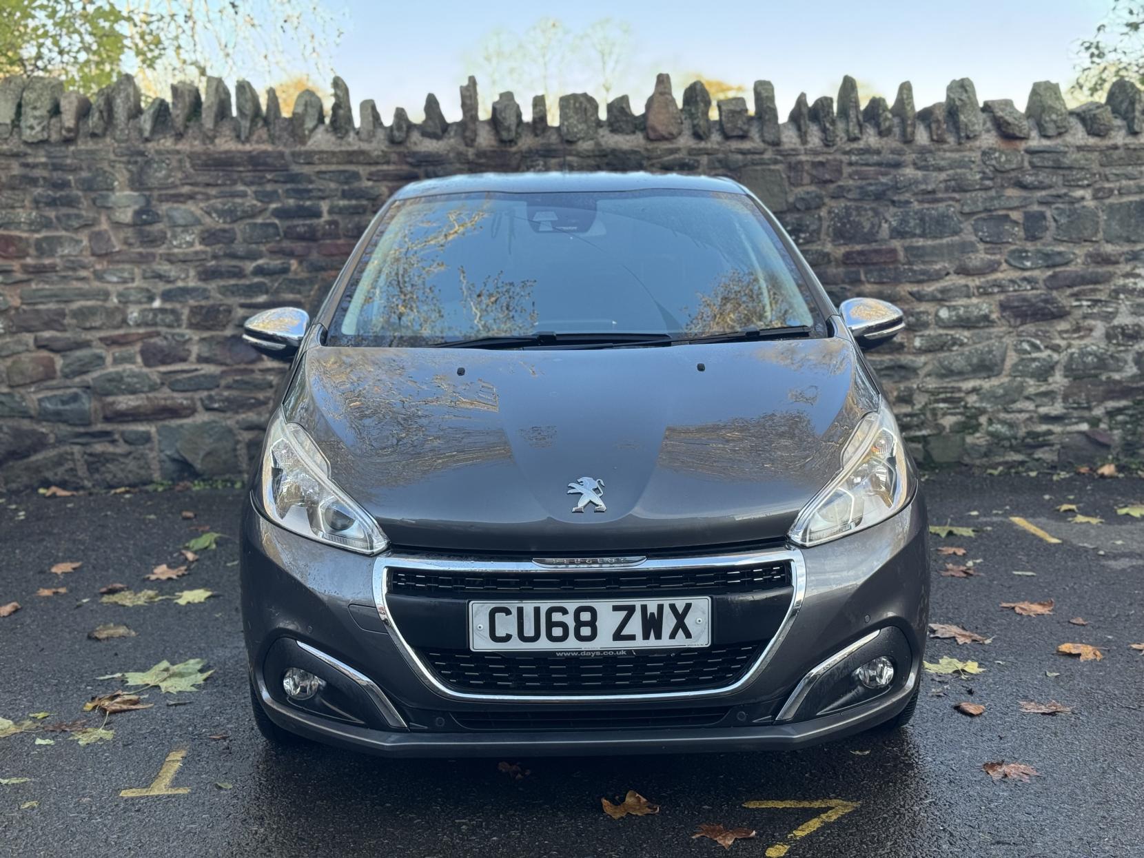 Peugeot 208 1.2 PureTech Tech Edition Hatchback 5dr Petrol Manual Euro 6 (s/s) (110 ps)