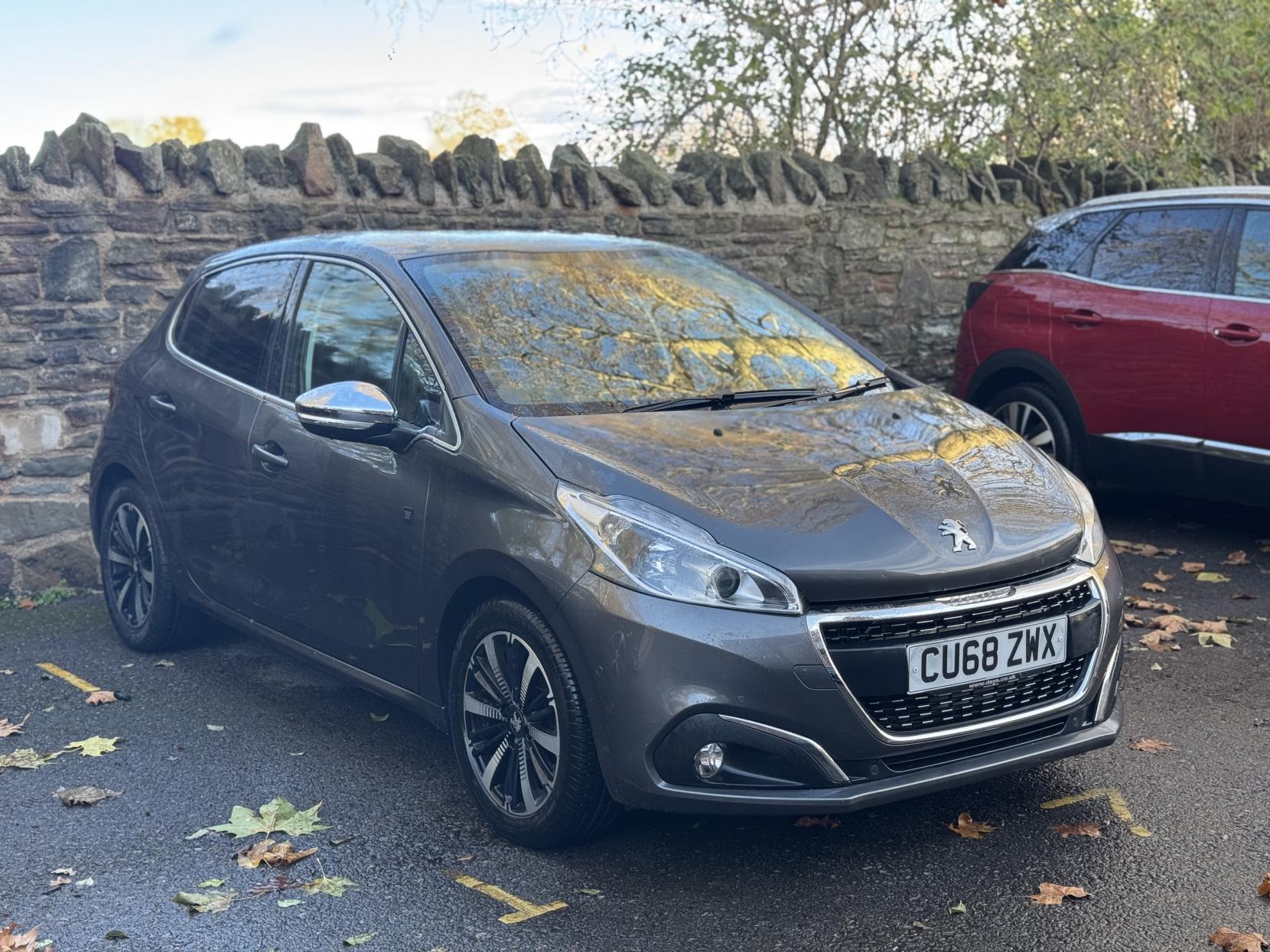 Peugeot 208 1.2 PureTech Tech Edition Hatchback 5dr Petrol Manual Euro 6 (s/s) (110 ps)