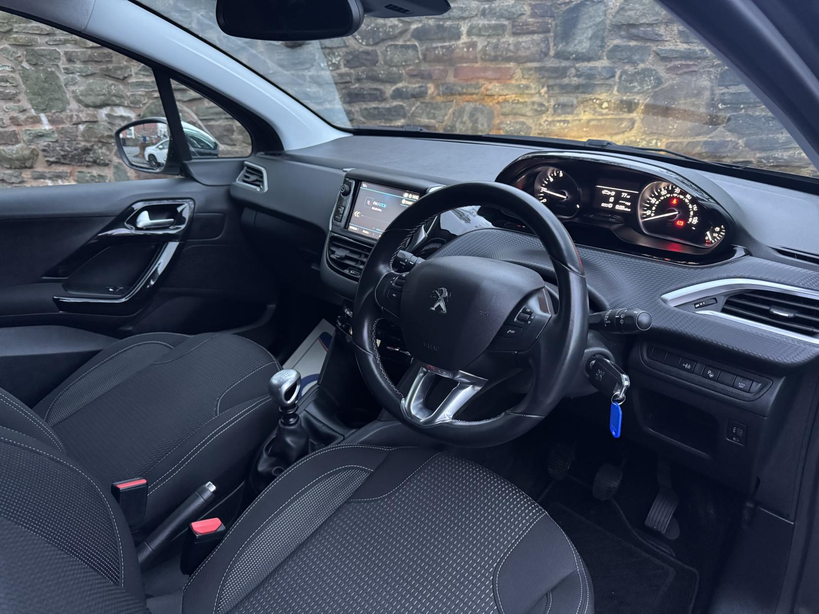 Peugeot 208 1.2 PureTech Tech Edition Hatchback 5dr Petrol Manual Euro 6 (s/s) (110 ps)