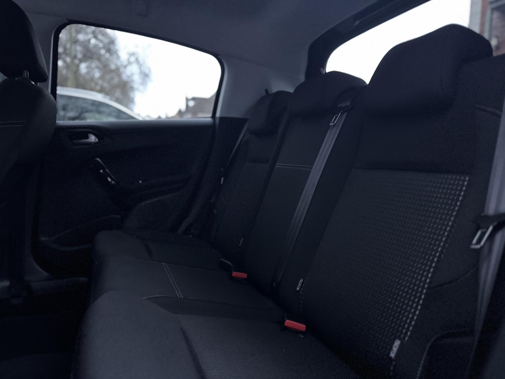 Peugeot 208 1.2 PureTech Tech Edition Hatchback 5dr Petrol Manual Euro 6 (s/s) (110 ps)