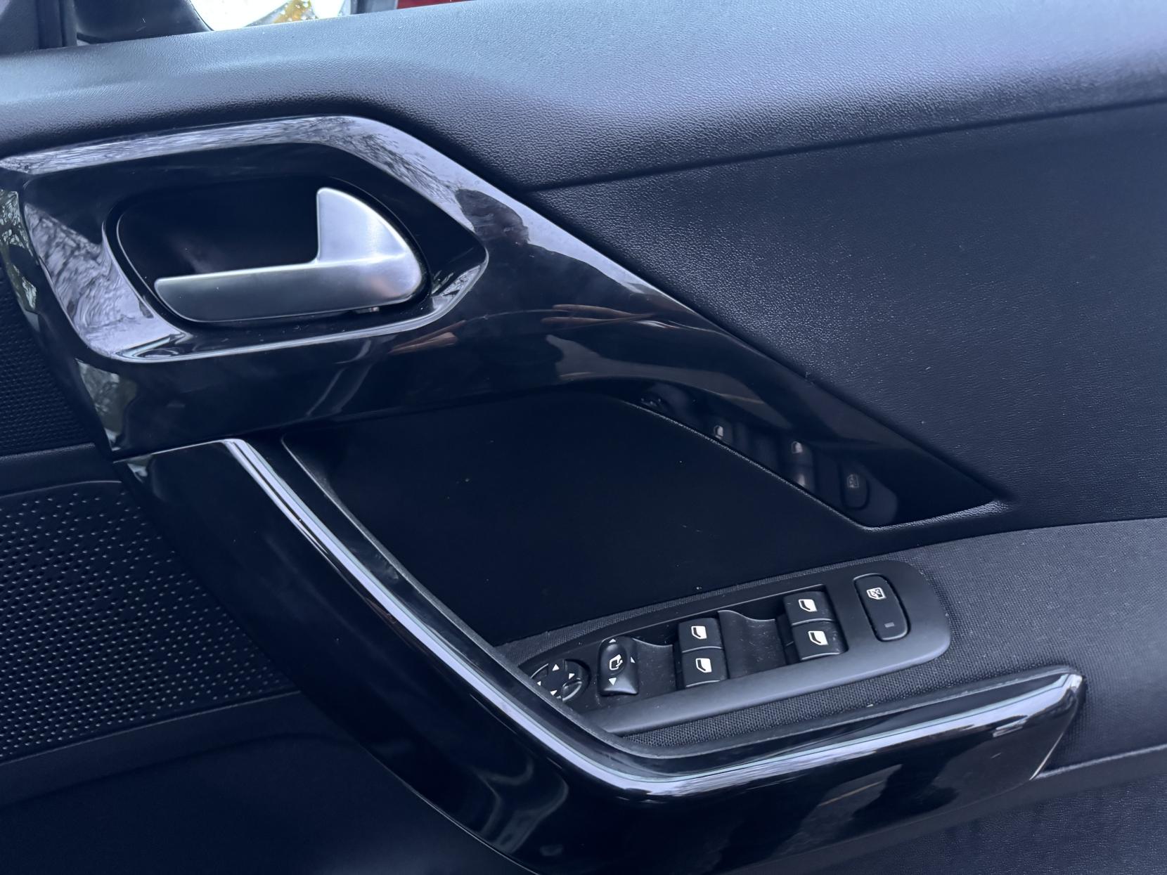 Peugeot 208 1.2 PureTech Tech Edition Hatchback 5dr Petrol Manual Euro 6 (s/s) (110 ps)