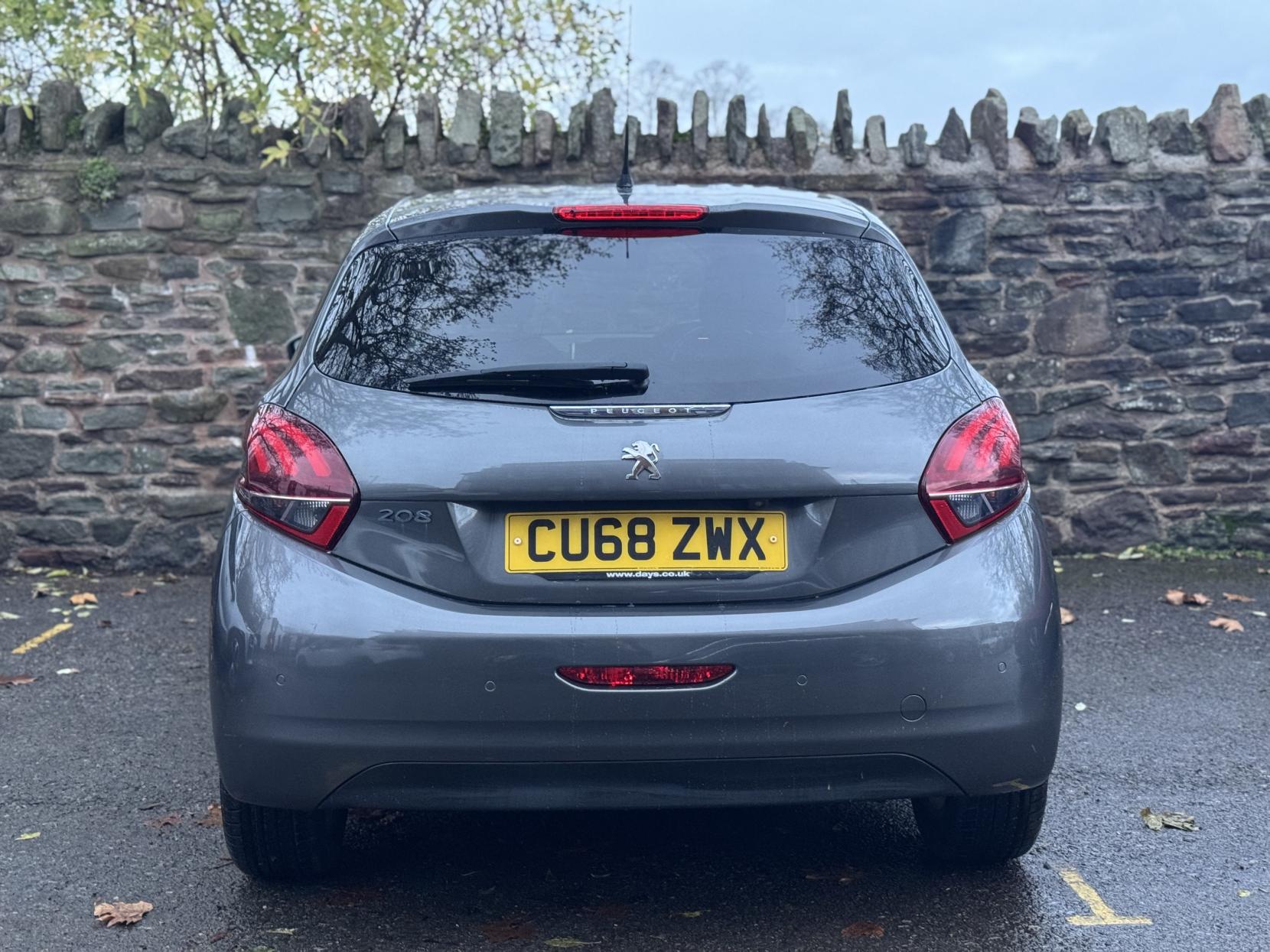 Peugeot 208 1.2 PureTech Tech Edition Hatchback 5dr Petrol Manual Euro 6 (s/s) (110 ps)