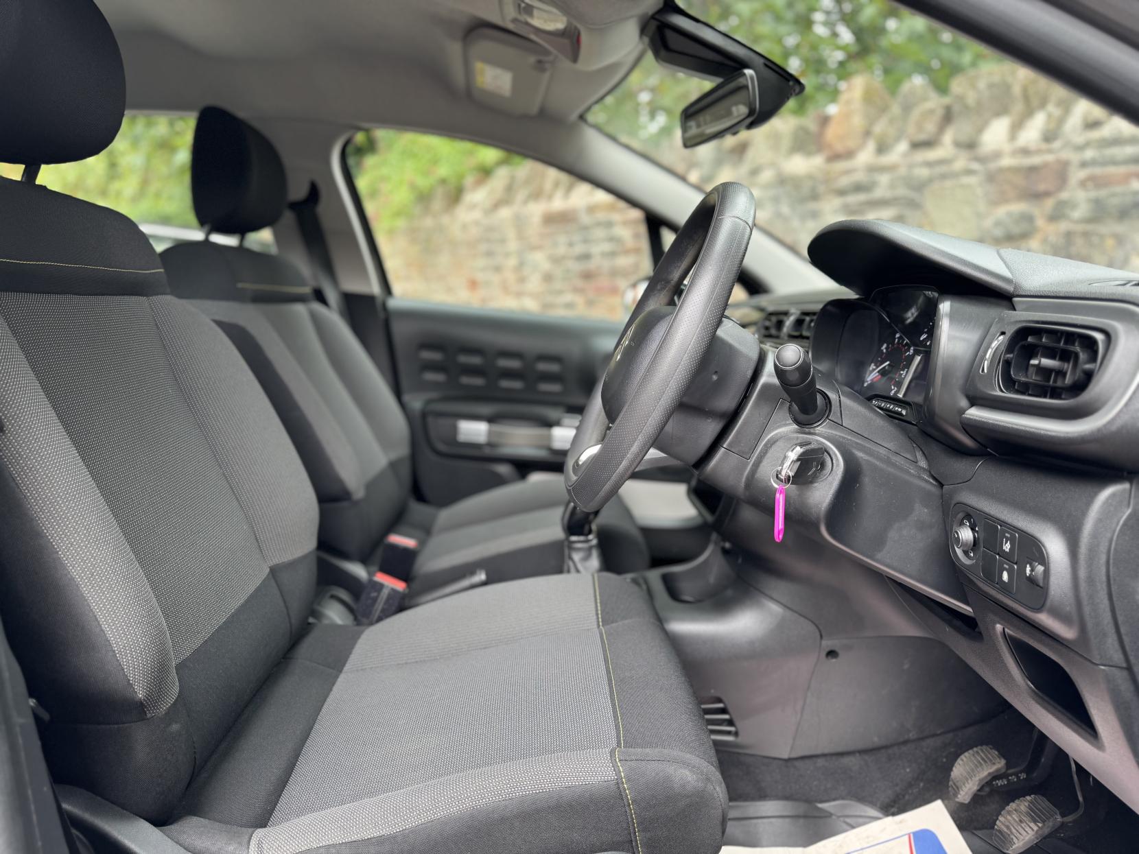 Citroen C3 1.2 PureTech Feel Hatchback 5dr Petrol Manual Euro 6 (s/s) (83 ps)