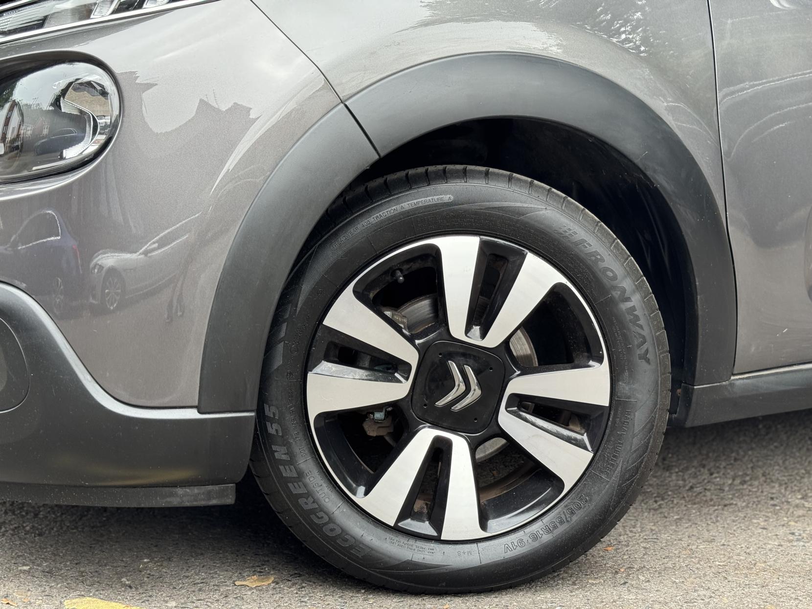 Citroen C3 1.2 PureTech Feel Hatchback 5dr Petrol Manual Euro 6 (s/s) (83 ps)