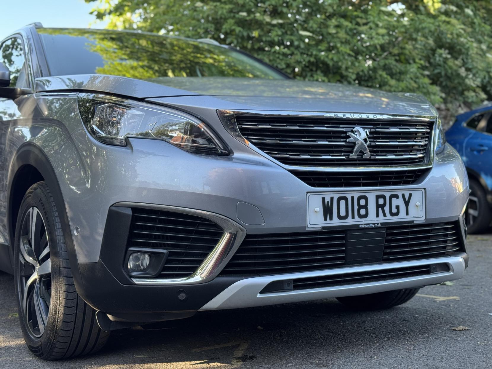 Peugeot 5008 1.2 PureTech Allure SUV 5dr Petrol Manual Euro 6 (s/s) (130 ps)
