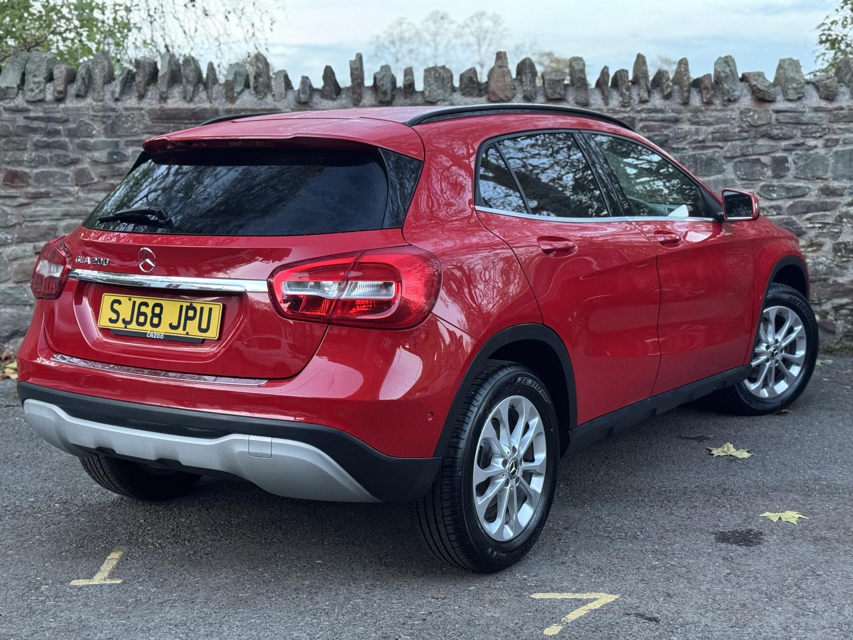 Mercedes-Benz GLA 1.6 GLA200 SE (Executive) SUV 5dr Petrol Manual Euro 6 (s/s) (156 ps)