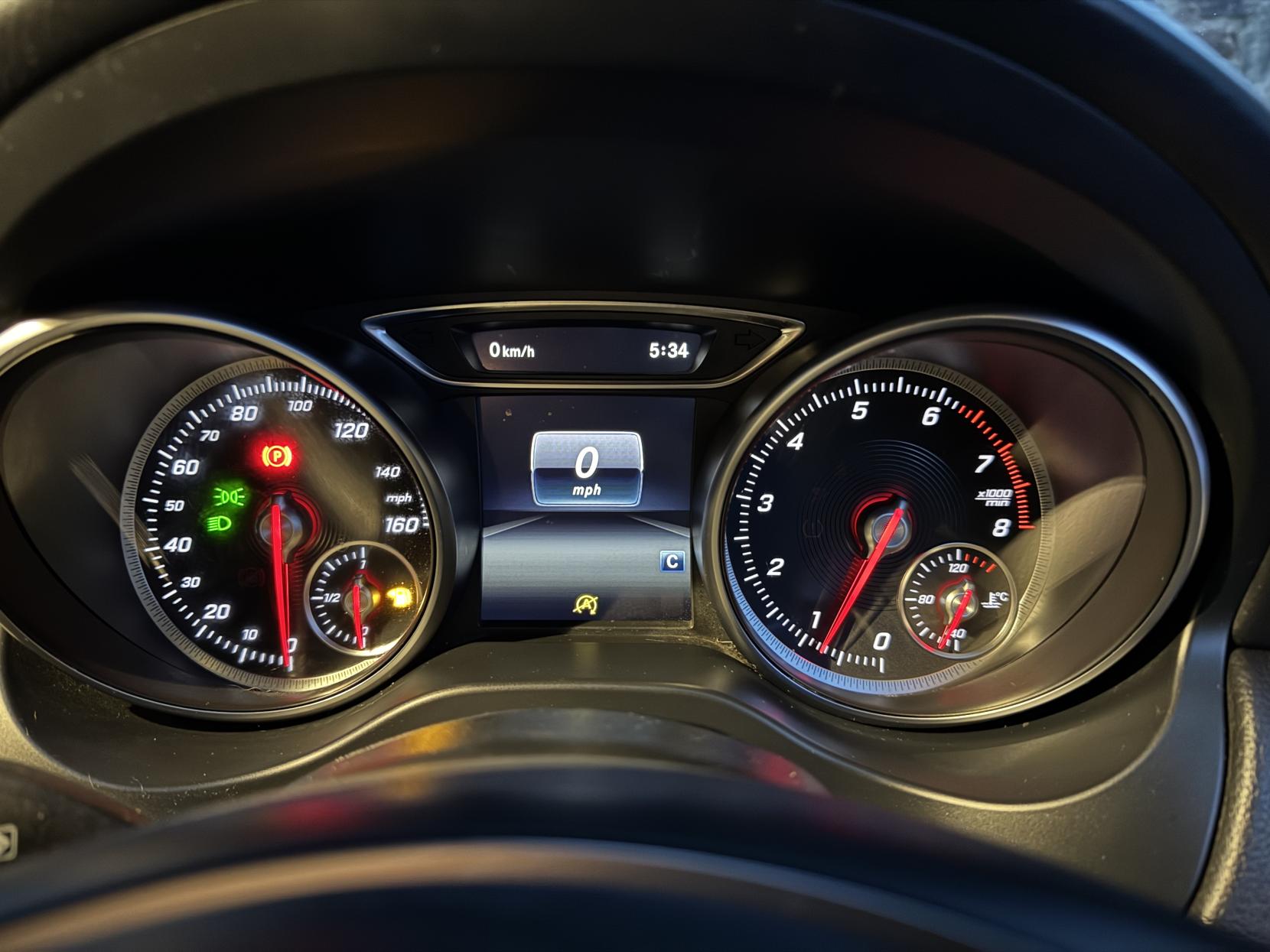 Mercedes-Benz GLA 1.6 GLA200 SE (Executive) SUV 5dr Petrol Manual Euro 6 (s/s) (156 ps)