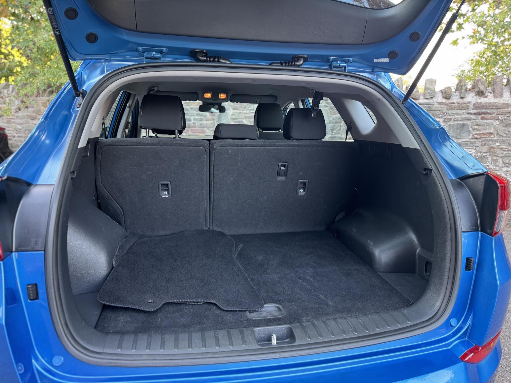Hyundai TUCSON 1.6 GDi Blue Drive SE SUV 5dr Petrol Manual Euro 6 (s/s) (132 ps)