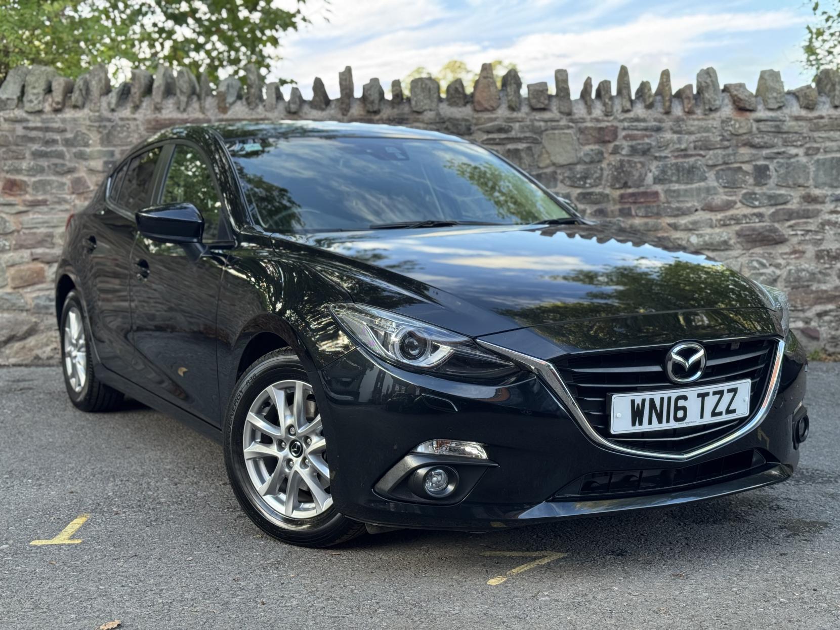 Mazda Mazda3 2.0 SKYACTIV-G SE-L Nav Hatchback 5dr Petrol Manual Euro 5 (s/s) (120 ps)