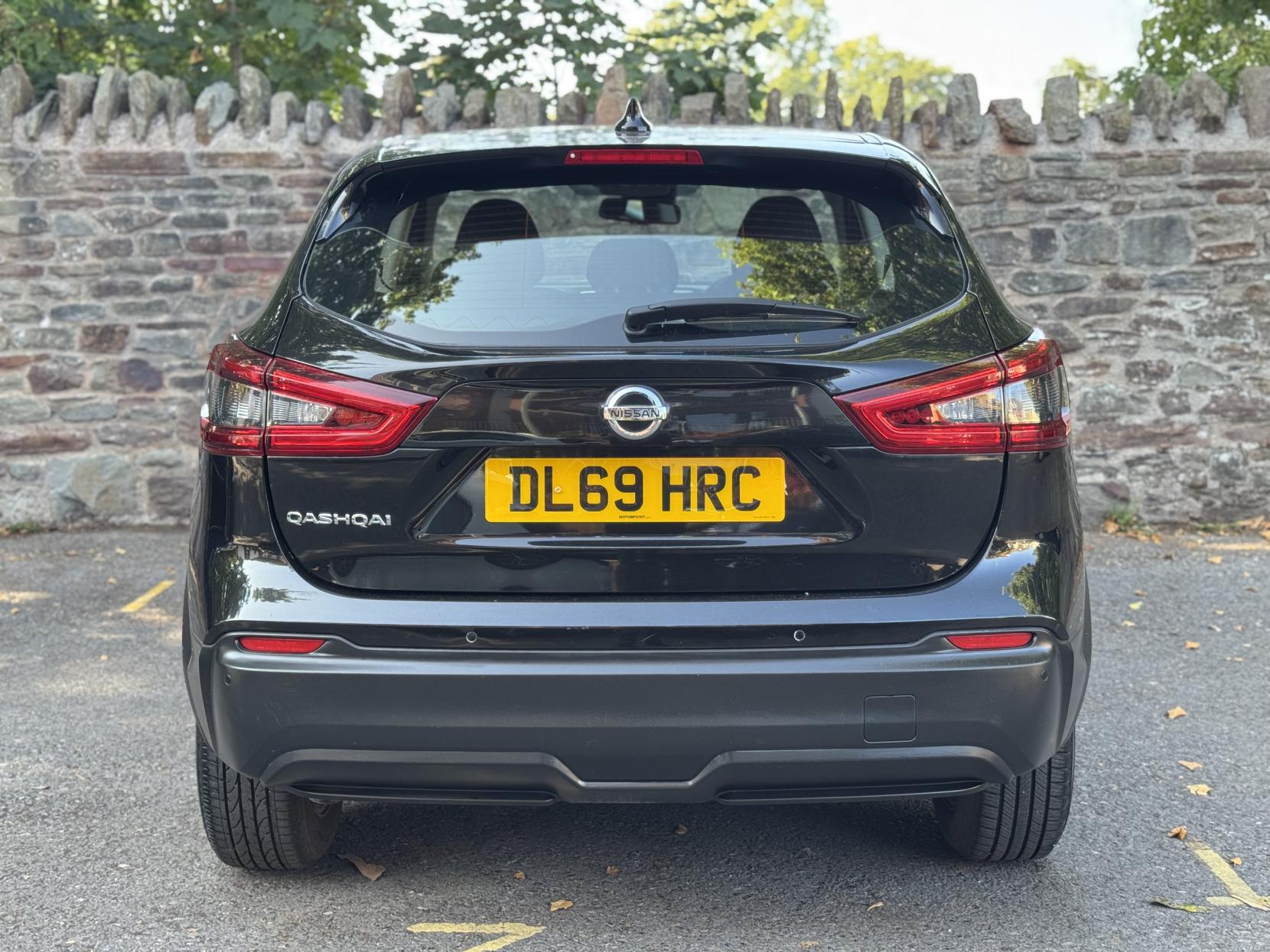 Nissan Qashqai 1.3 DIG-T Acenta Premium SUV 5dr Petrol Manual Euro 6 (s/s) (140 ps)