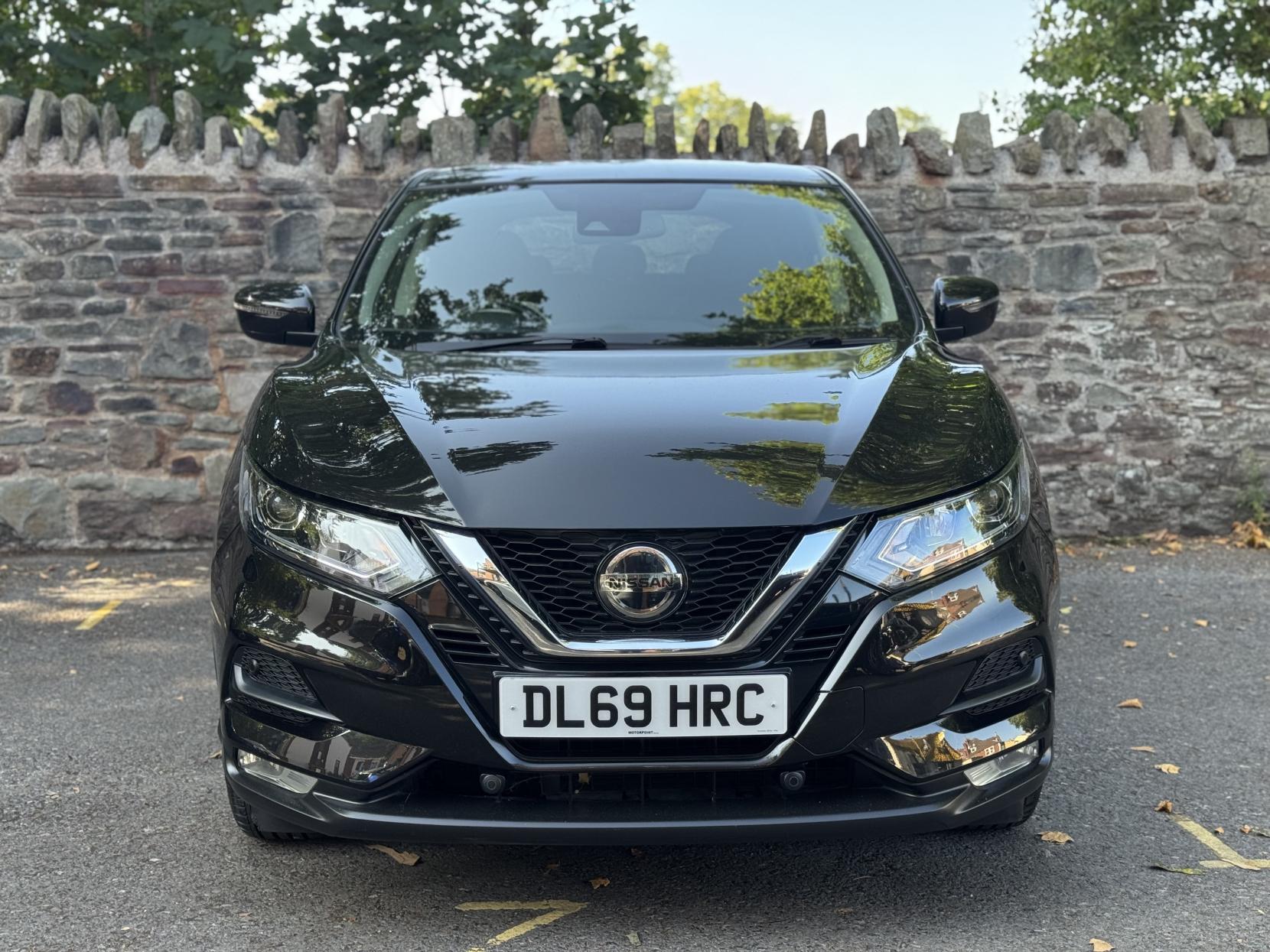 Nissan Qashqai 1.3 DIG-T Acenta Premium SUV 5dr Petrol Manual Euro 6 (s/s) (140 ps)