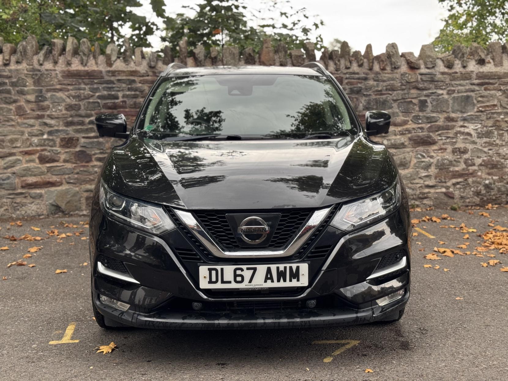 Nissan Qashqai 1.2 DIG-T N-Connecta SUV 5dr Petrol XTRON Euro 6 (s/s) (115 ps)