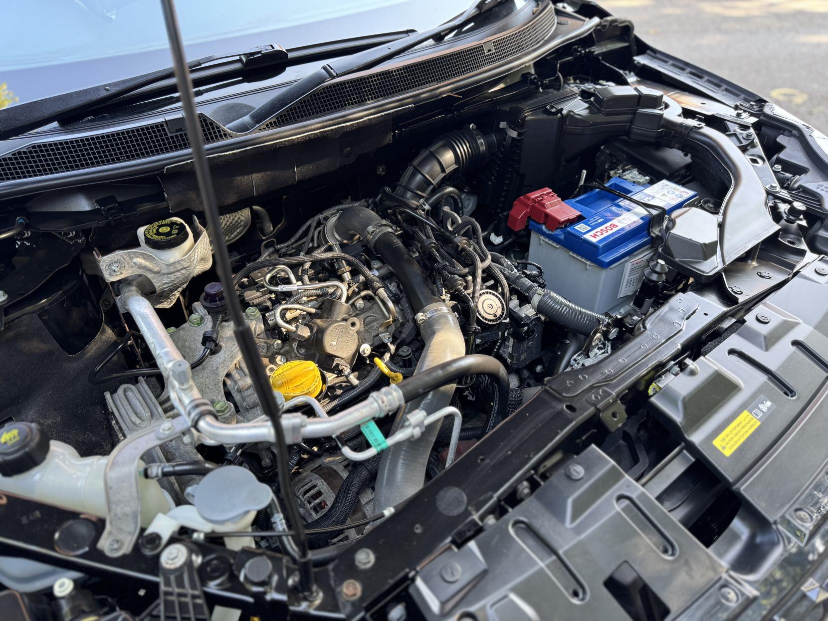 Nissan Qashqai 1.2 DIG-T N-Connecta SUV 5dr Petrol XTRON Euro 6 (s/s) (115 ps)