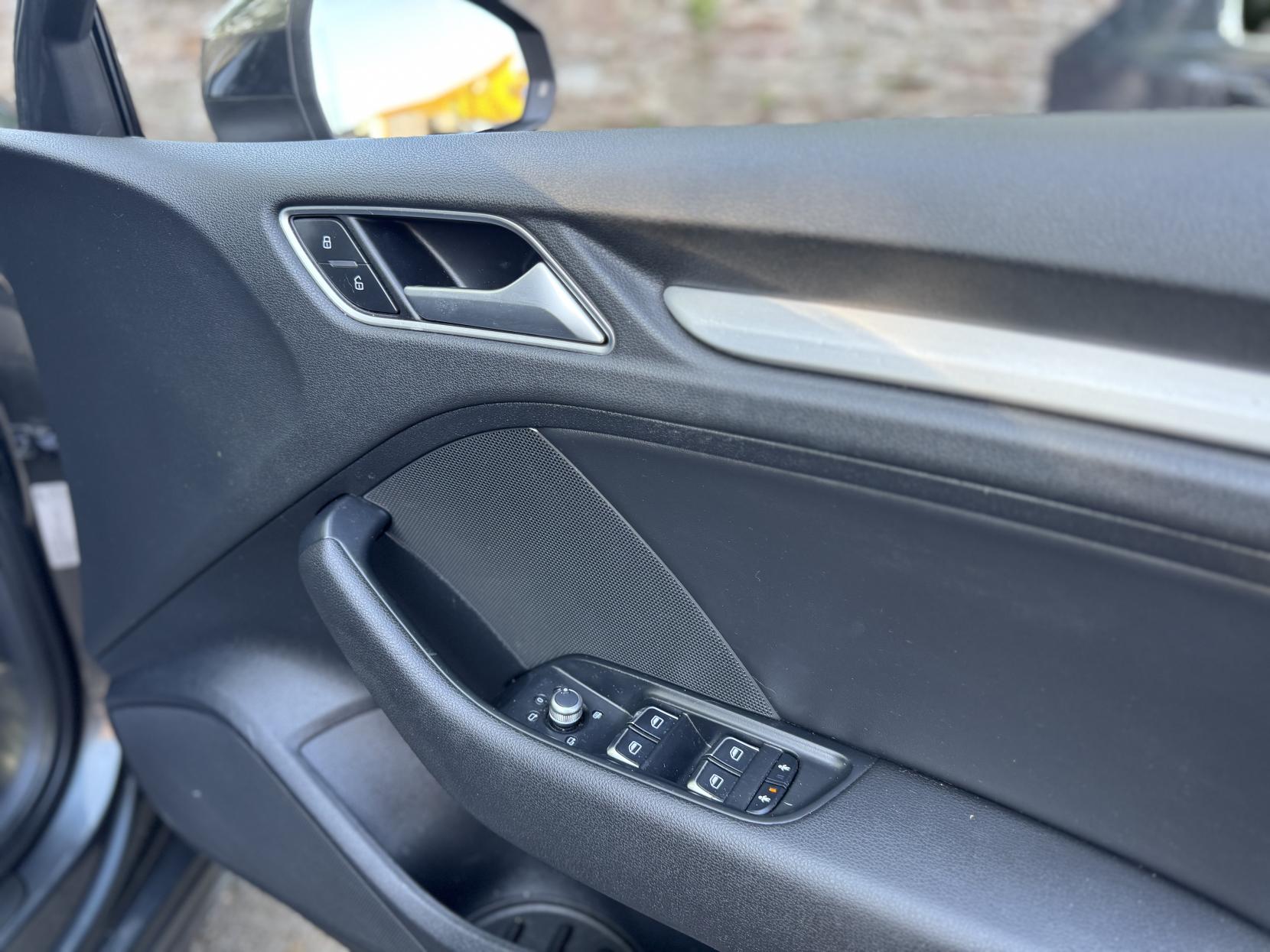 Audi A3 2.0 TDI S line Sportback 5dr Diesel Manual Euro 5 (s/s) (150 ps)