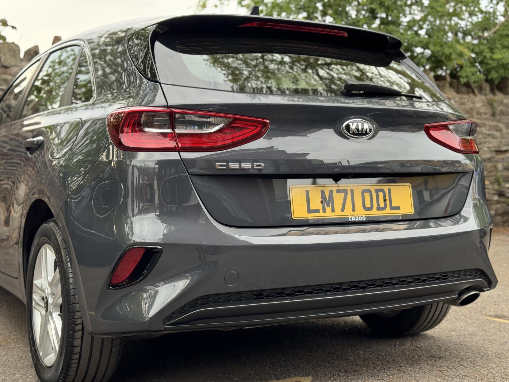 Kia Ceed 1.0 T-GDi 2 Hatchback 5dr Petrol Manual Euro 6 (s/s) (118 bhp)