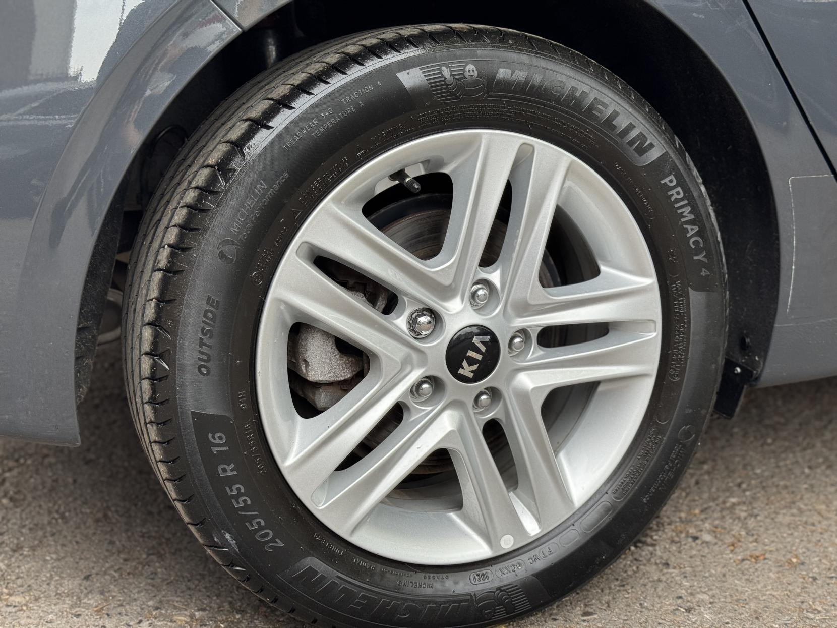 Kia Ceed 1.0 T-GDi 2 Hatchback 5dr Petrol Manual Euro 6 (s/s) (118 bhp)