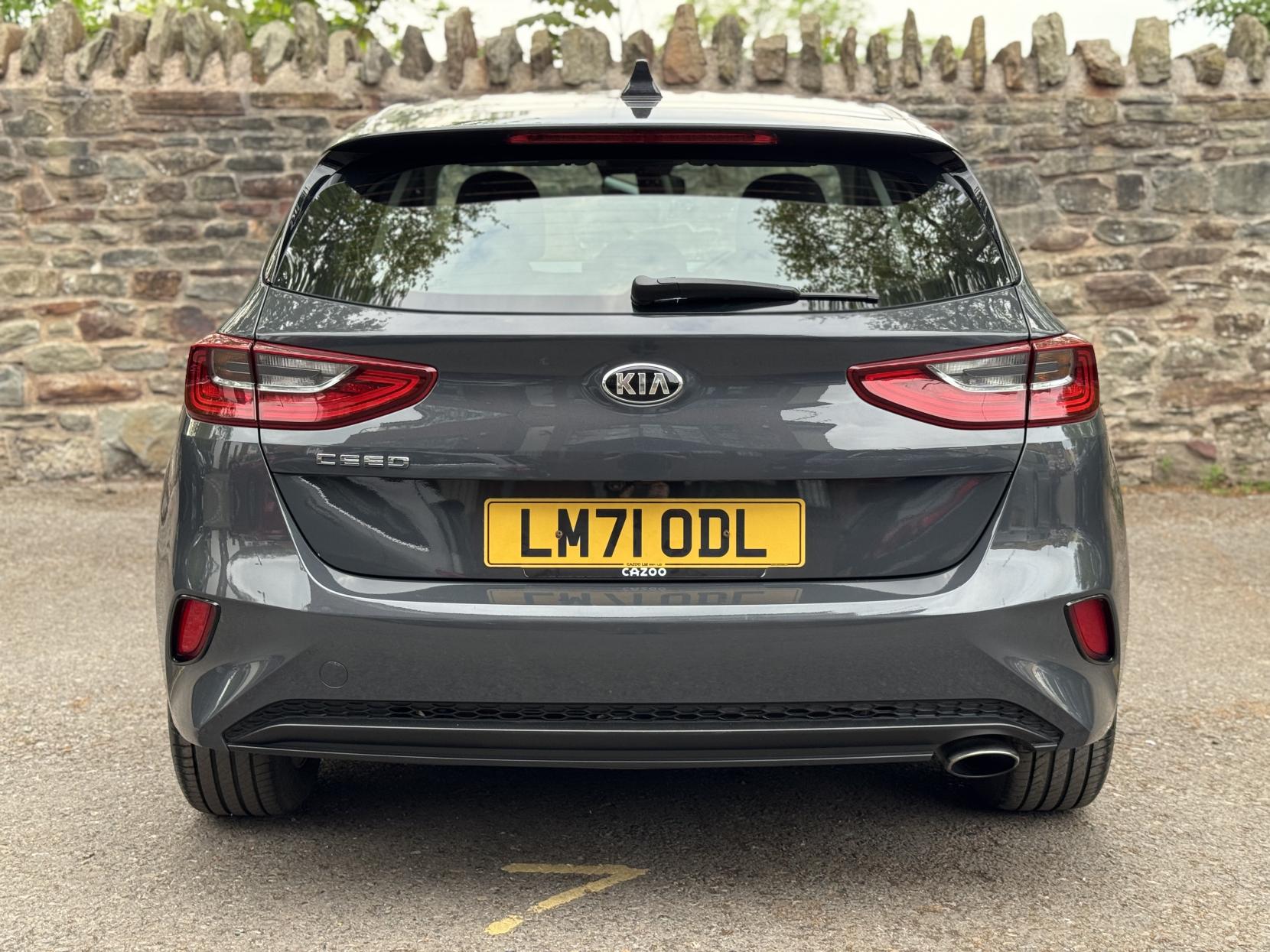 Kia Ceed 1.0 T-GDi 2 Hatchback 5dr Petrol Manual Euro 6 (s/s) (118 bhp)
