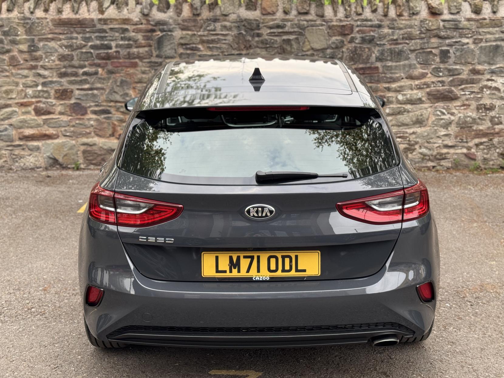 Kia Ceed 1.0 T-GDi 2 Hatchback 5dr Petrol Manual Euro 6 (s/s) (118 bhp)